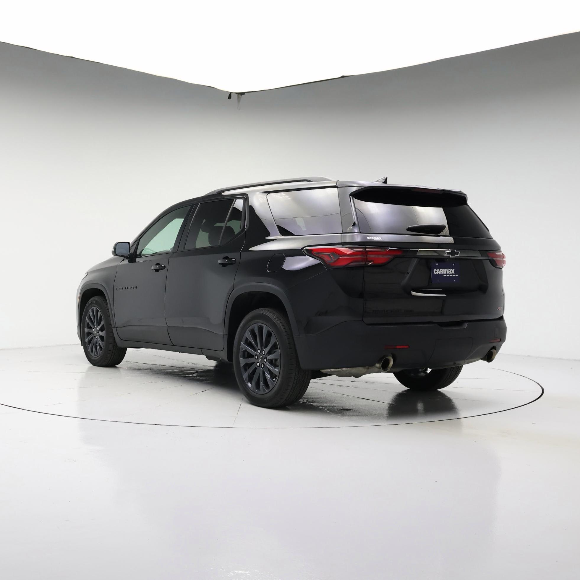 Thumbnail: 2023 Chevrolet Traverse - 2