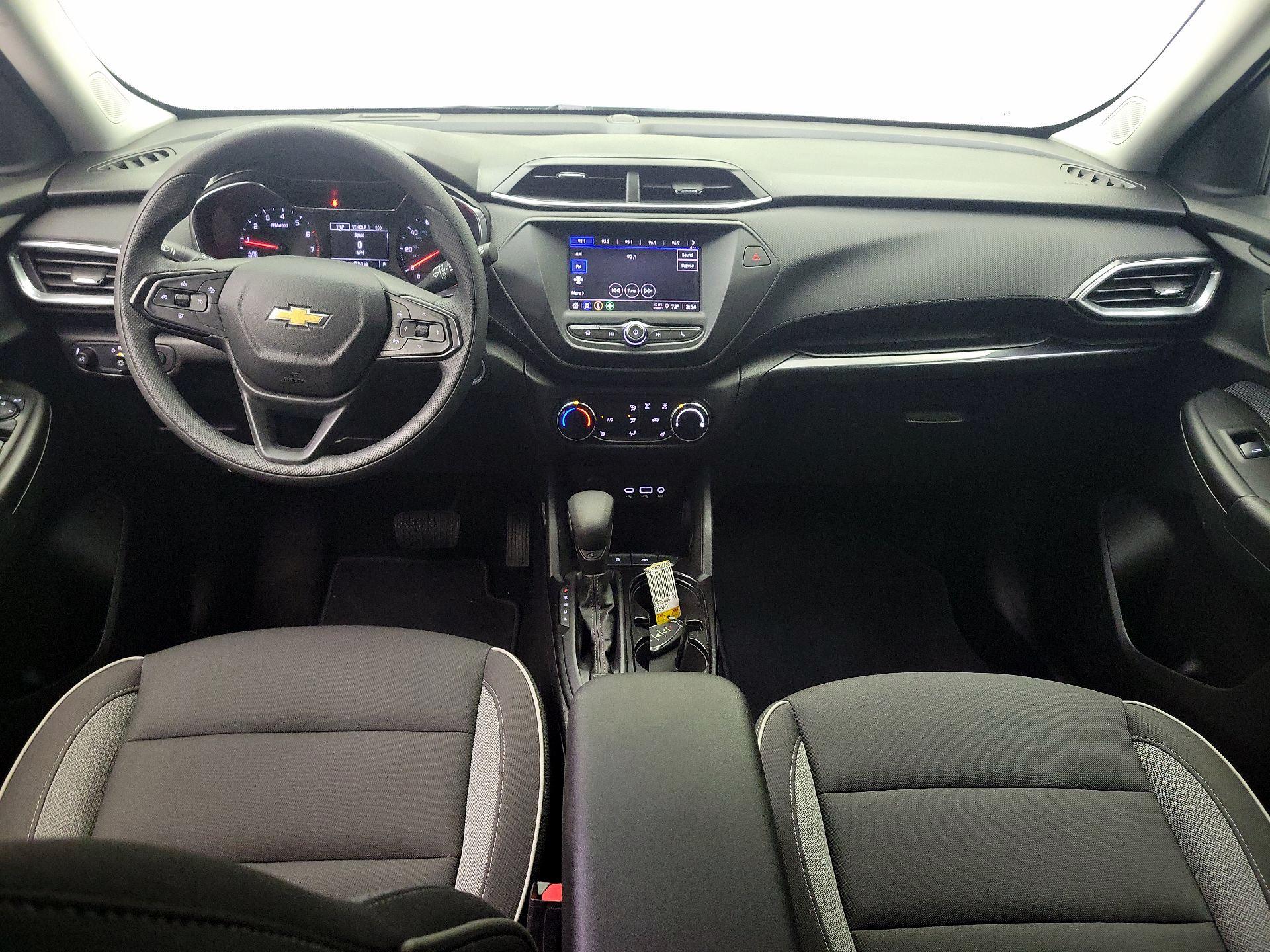 Thumbnail: 2023 Chevrolet TrailBlazer - 9