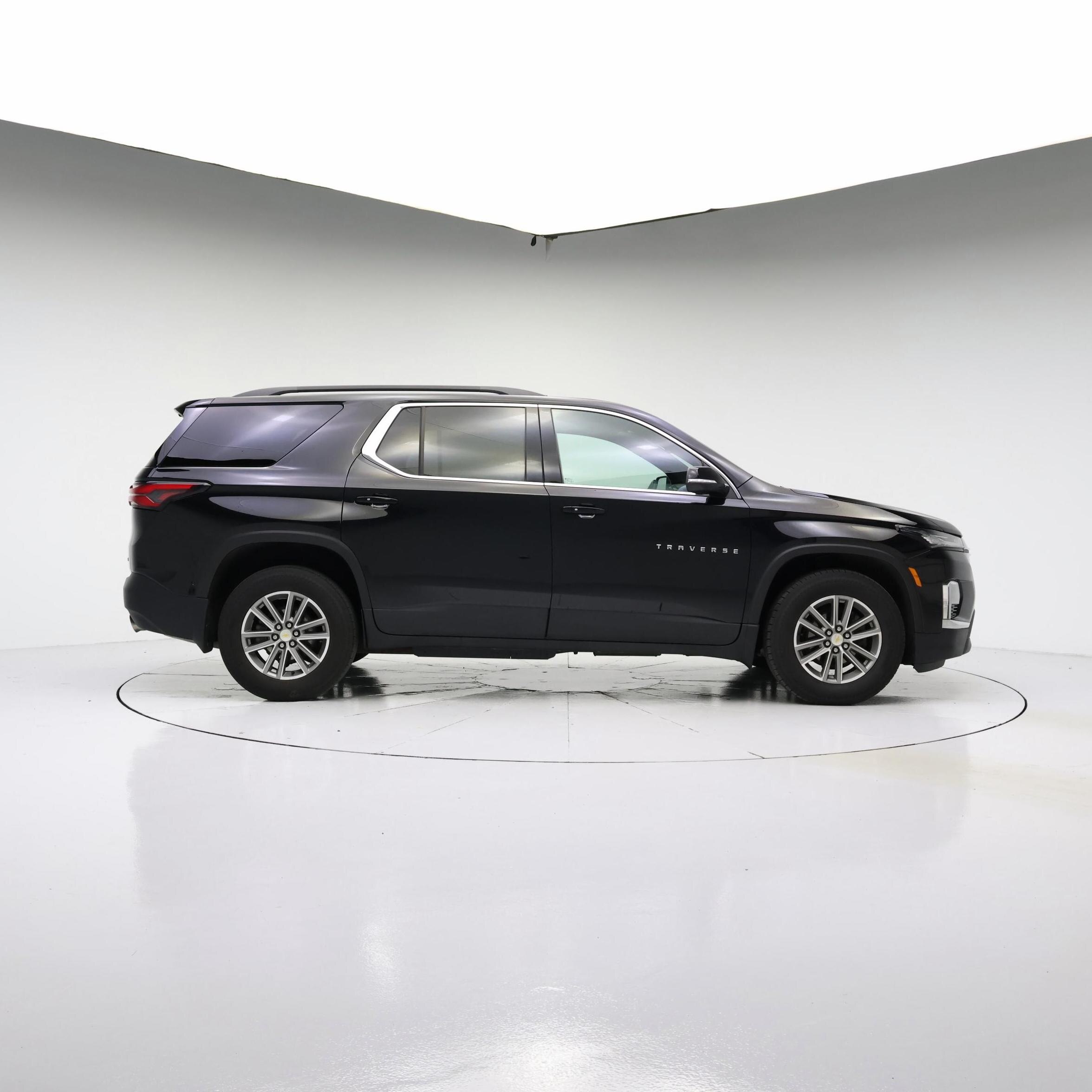 Thumbnail: 2023 Chevrolet Traverse - 7