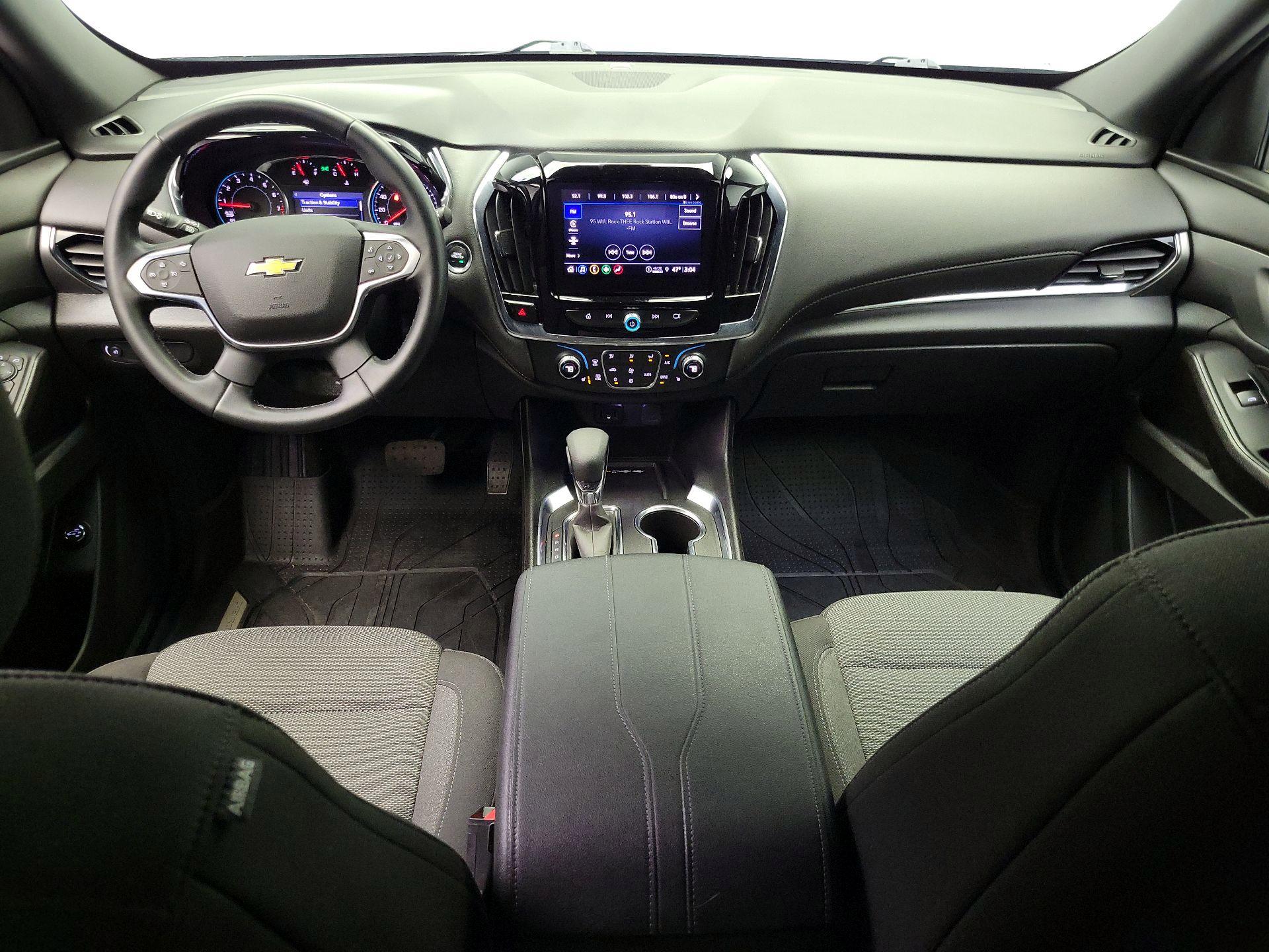 Thumbnail: 2023 Chevrolet Traverse - 9