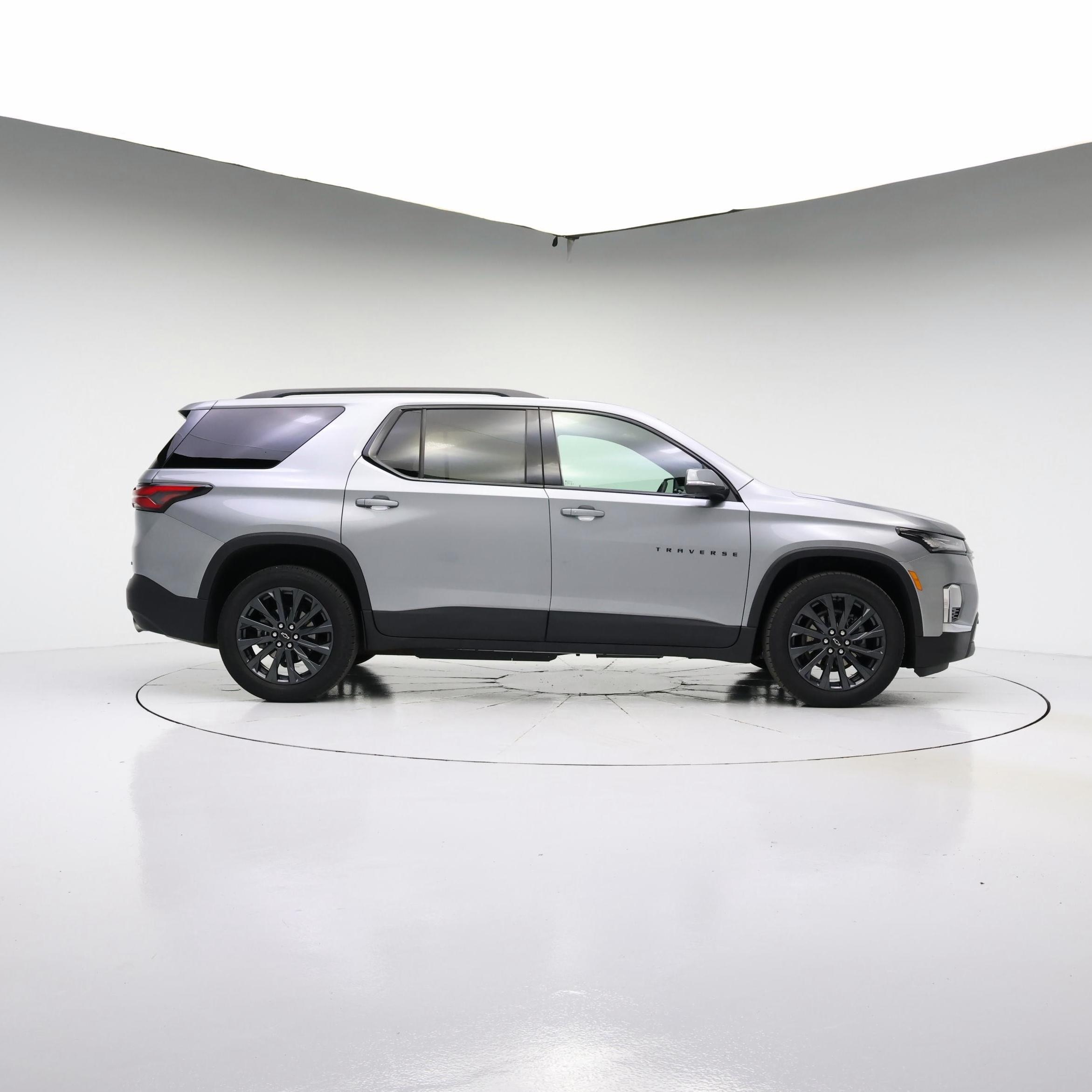 Thumbnail: 2023 Chevrolet Traverse - 7