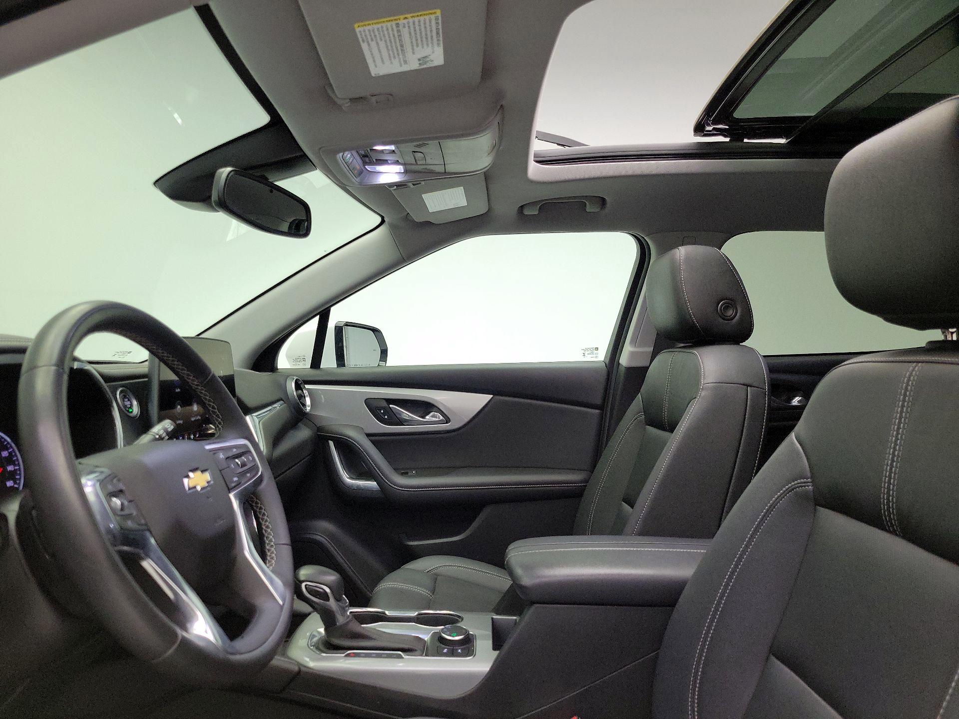 Thumbnail: 2023 Chevrolet Blazer - 19