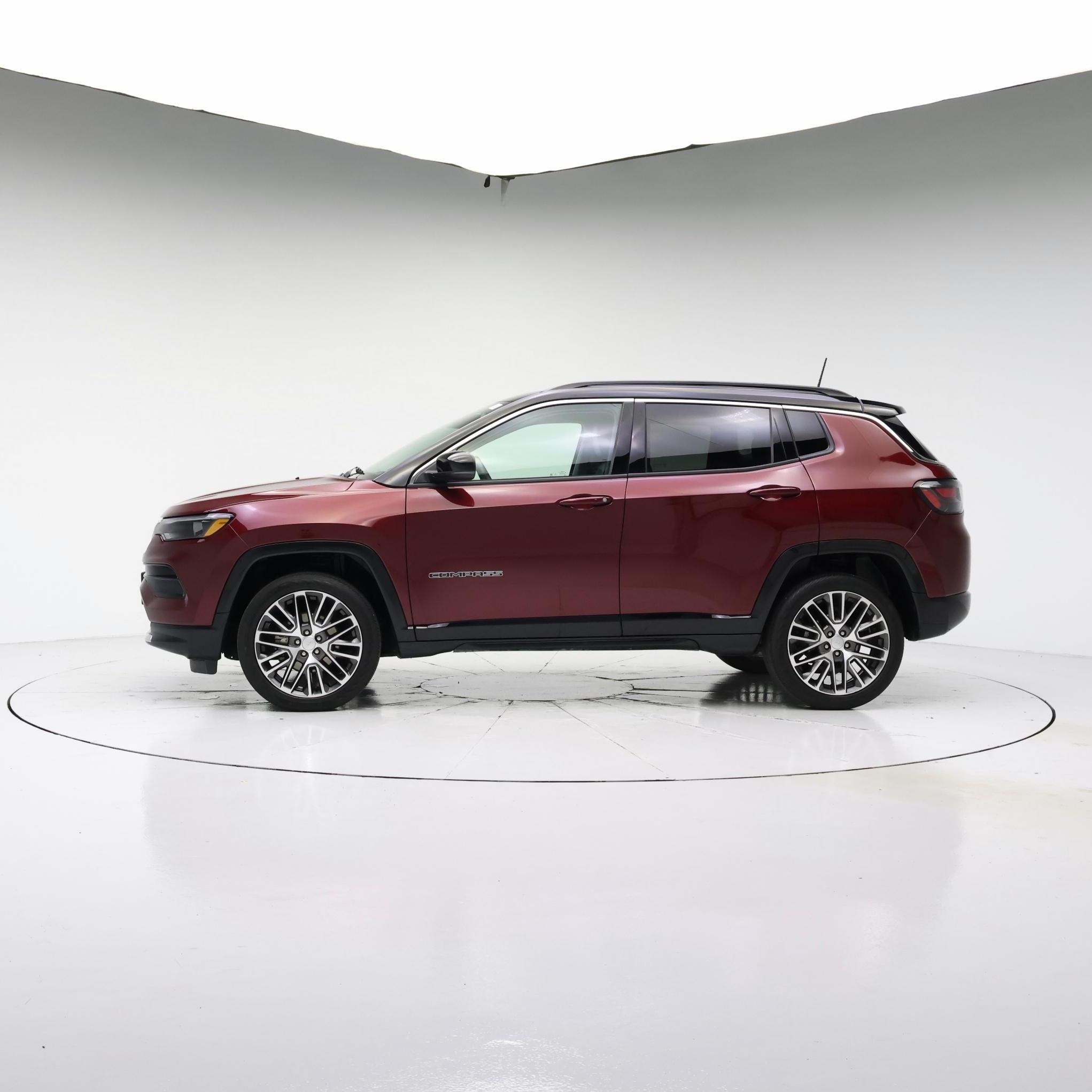 Thumbnail: 2022 Jeep Compass - 3