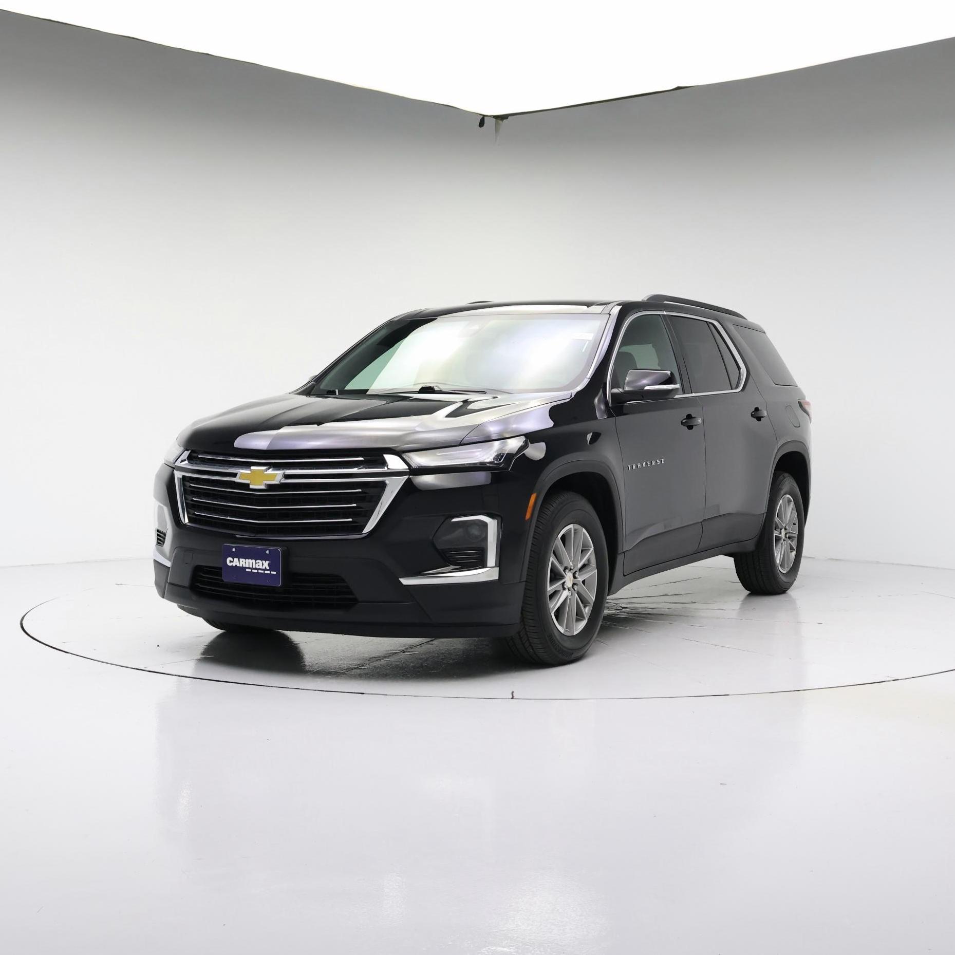 Thumbnail: 2023 Chevrolet Traverse - 4