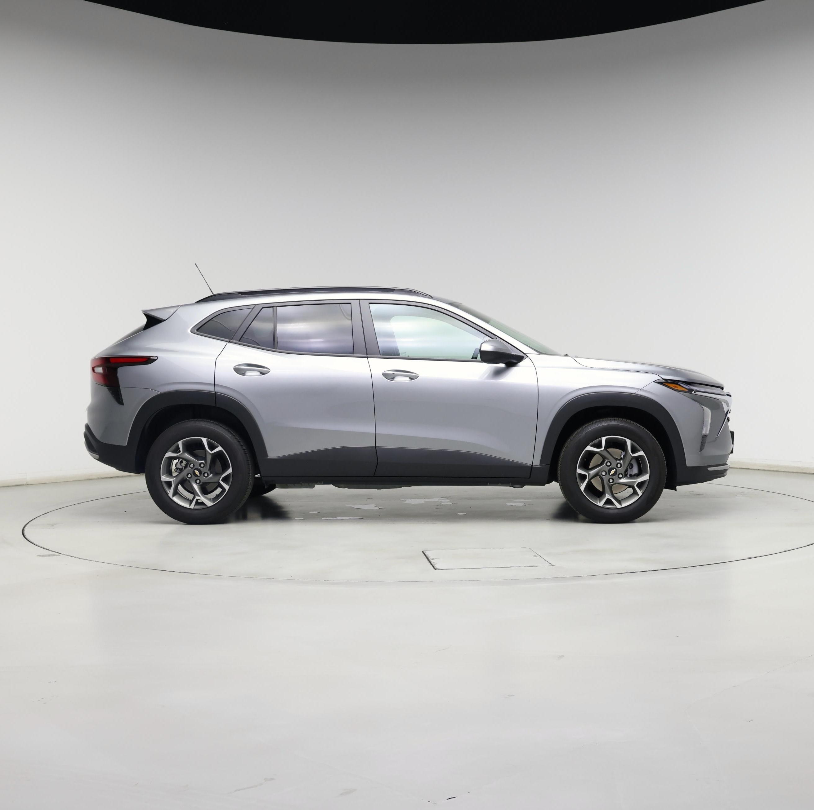 Thumbnail: 2025 Chevrolet Trax - 7