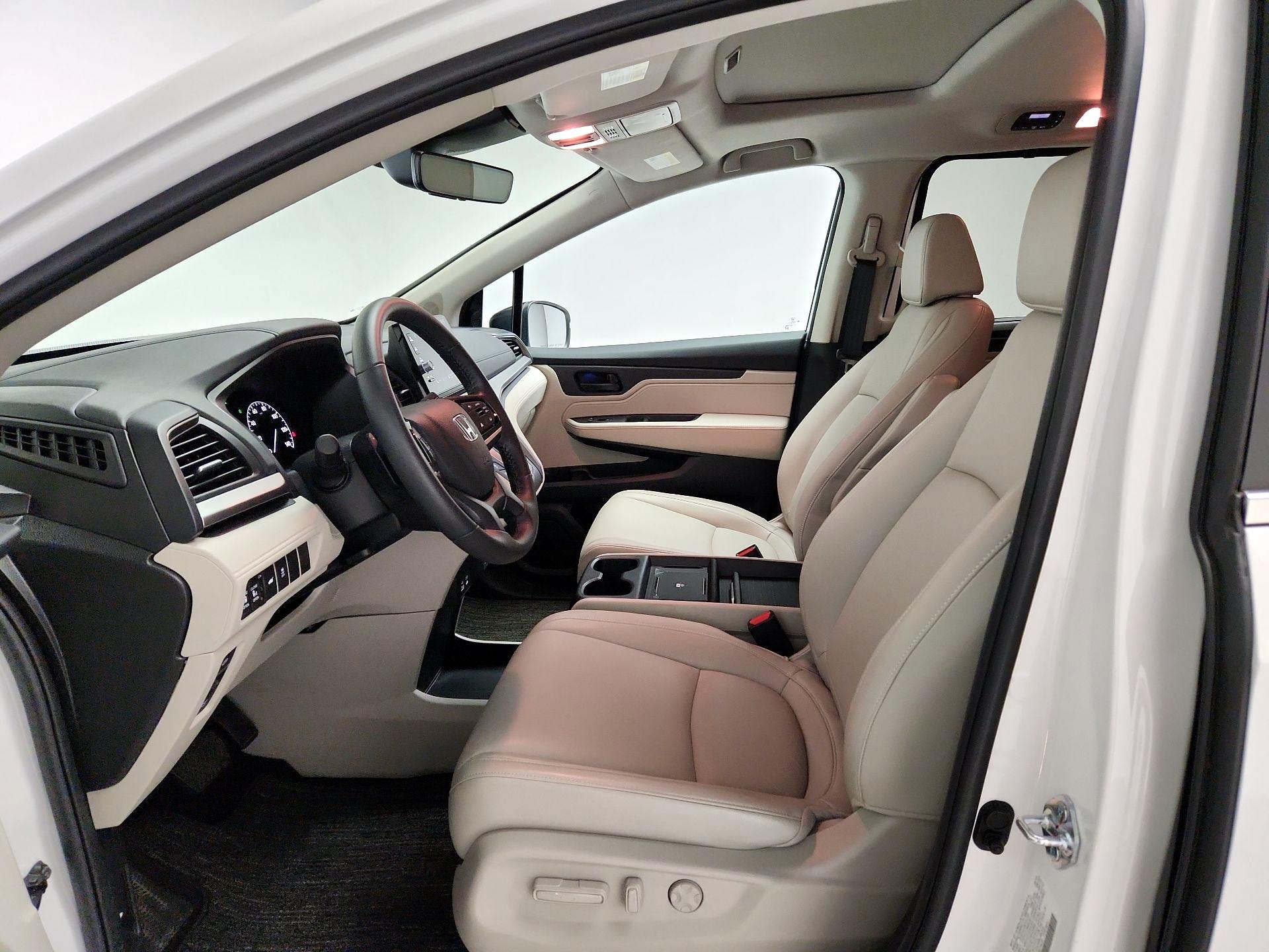 Thumbnail: 2025 Honda Odyssey - 11