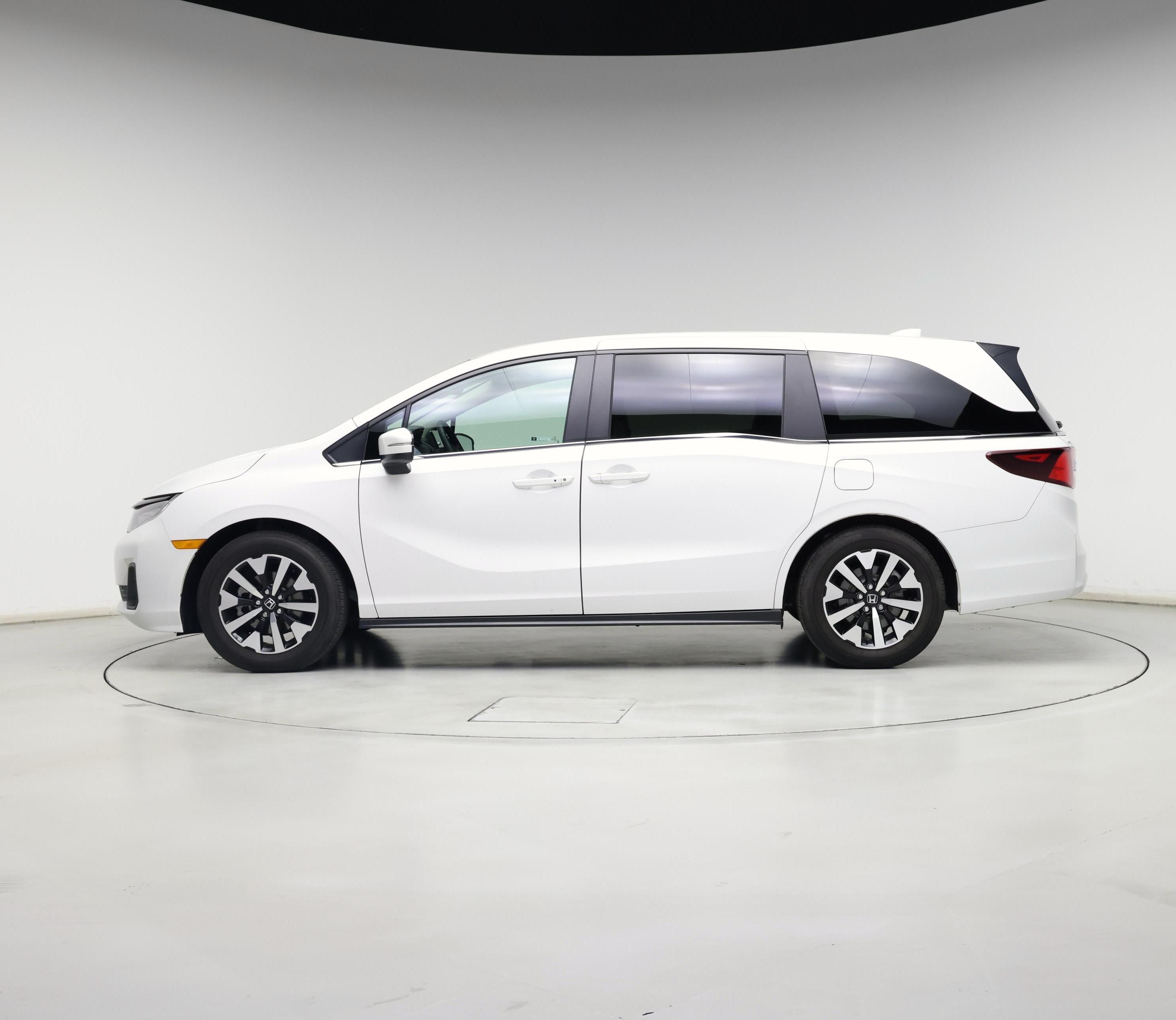 Thumbnail: 2025 Honda Odyssey - 3