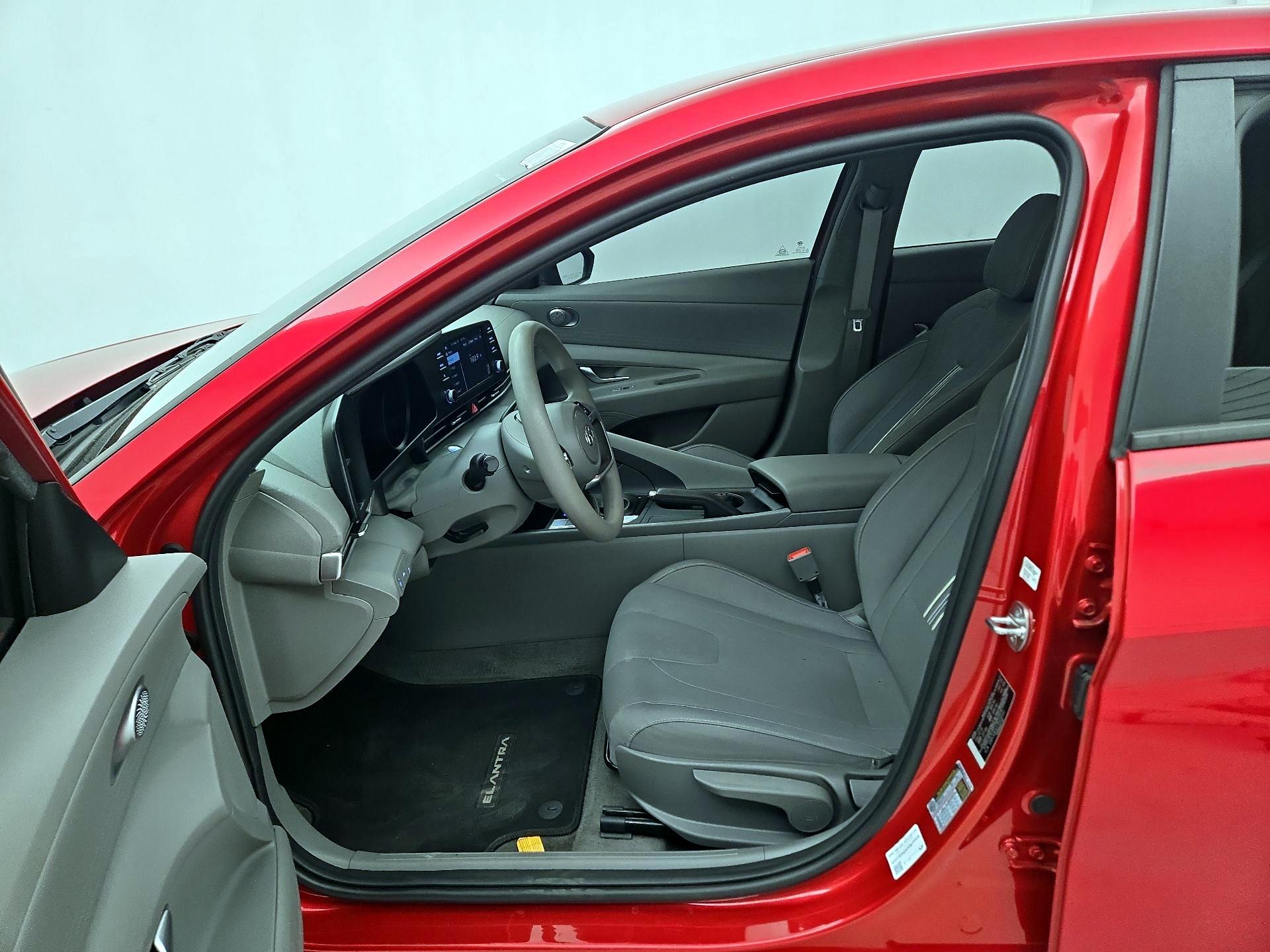 Thumbnail: 2023 Hyundai Elantra - 11