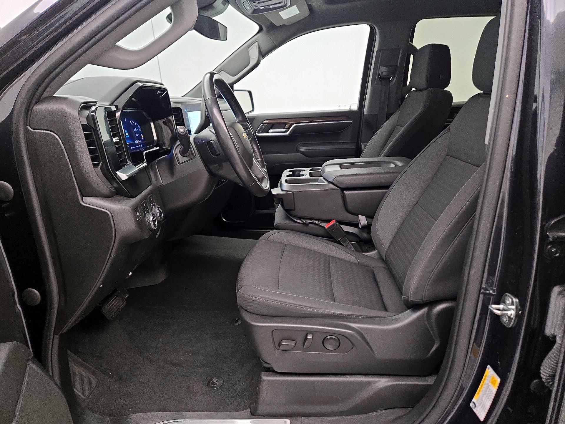 Thumbnail: 2022 Chevrolet Silverado 1500 - 11