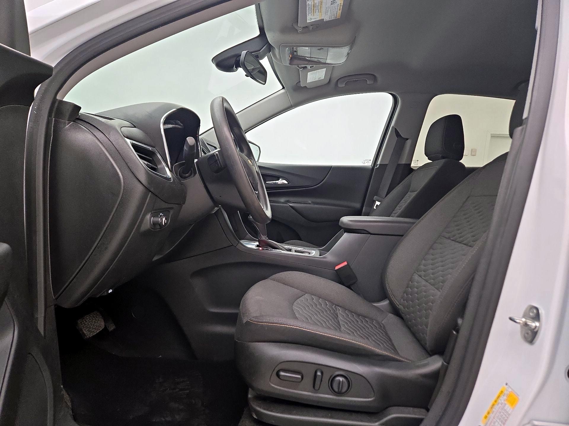 Thumbnail: 2020 Chevrolet Equinox - 11
