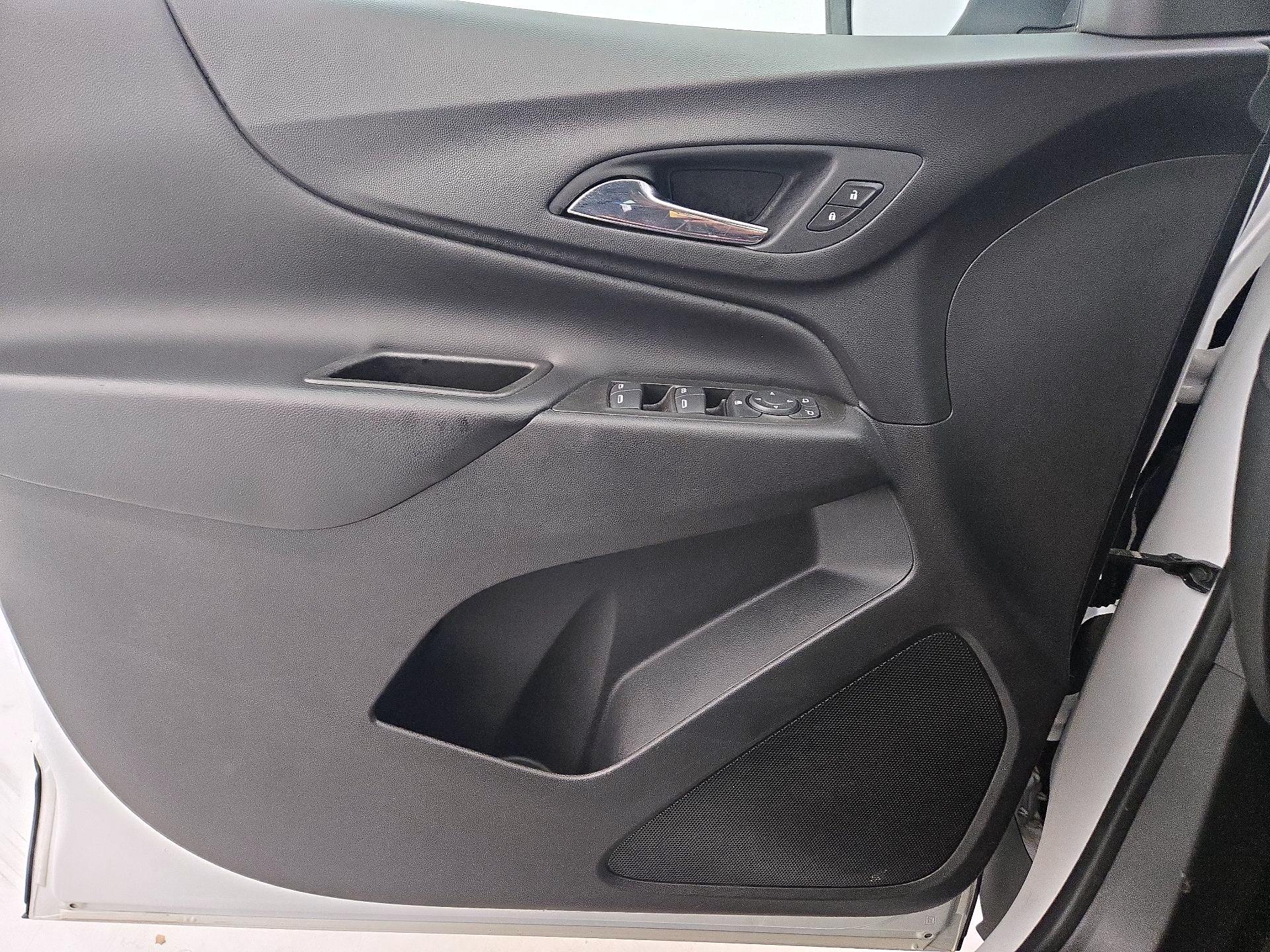 Thumbnail: 2020 Chevrolet Equinox - 12