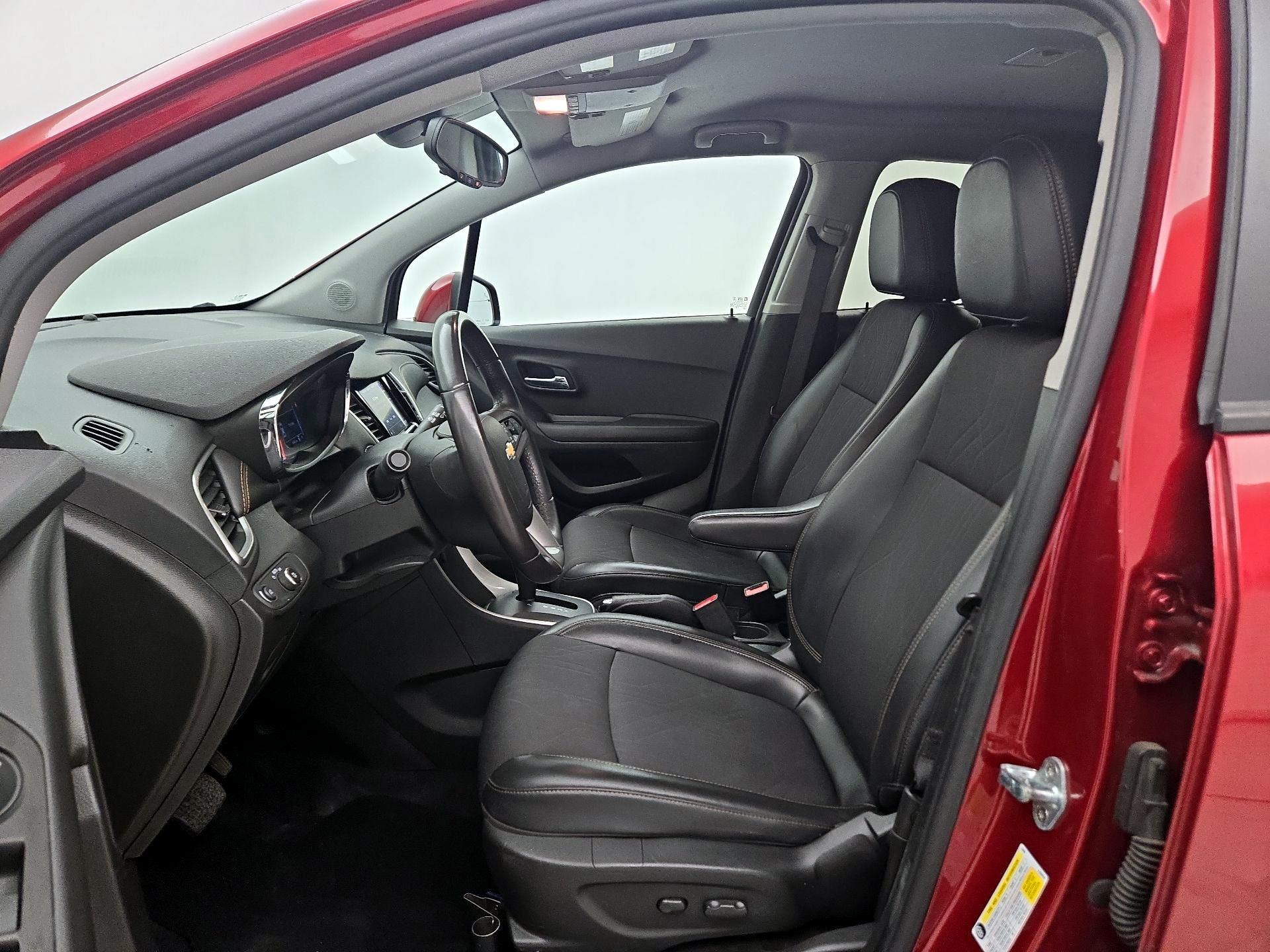 Thumbnail: 2021 Chevrolet Trax - 11