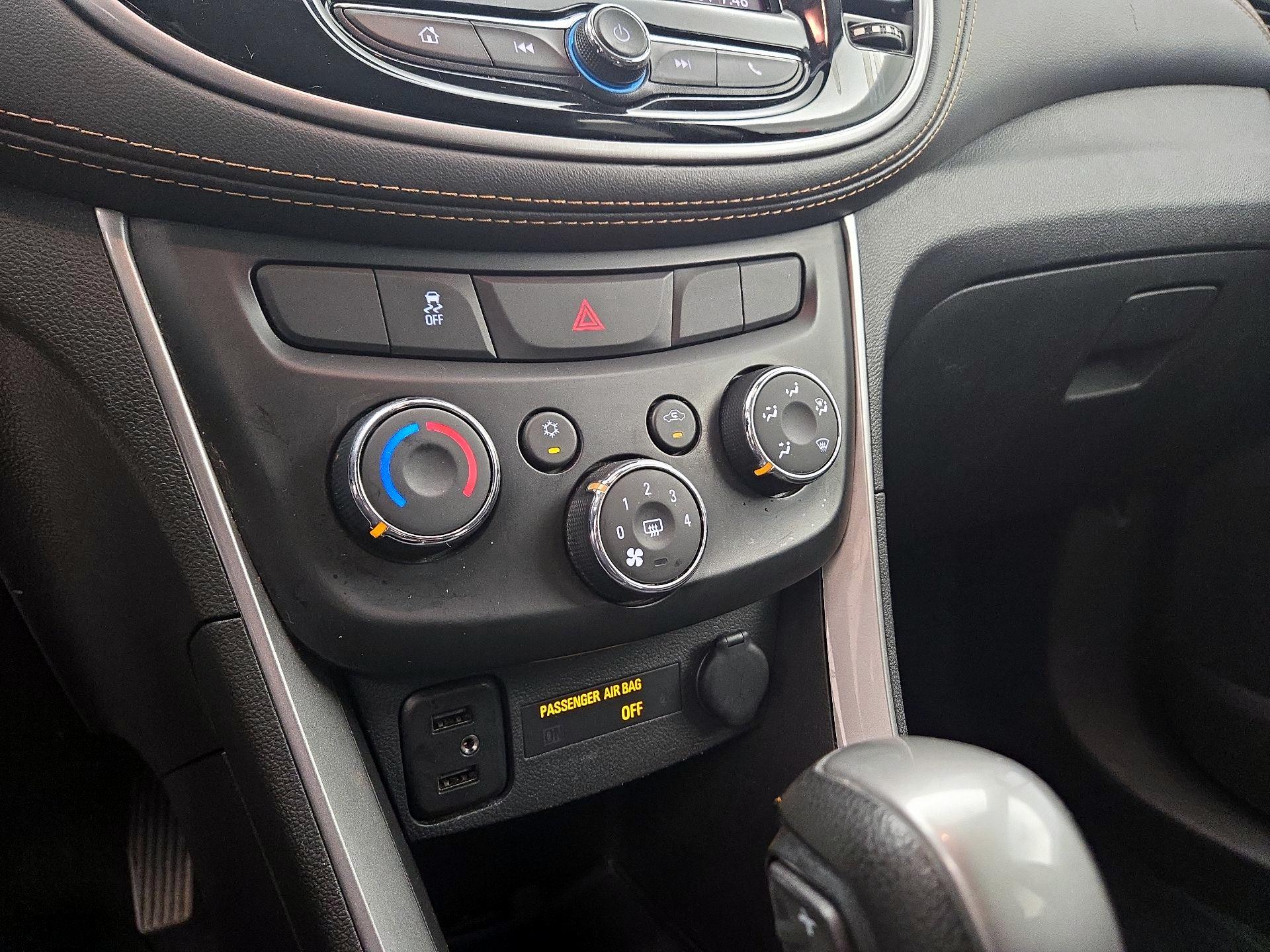 Thumbnail: 2021 Chevrolet Trax - 16