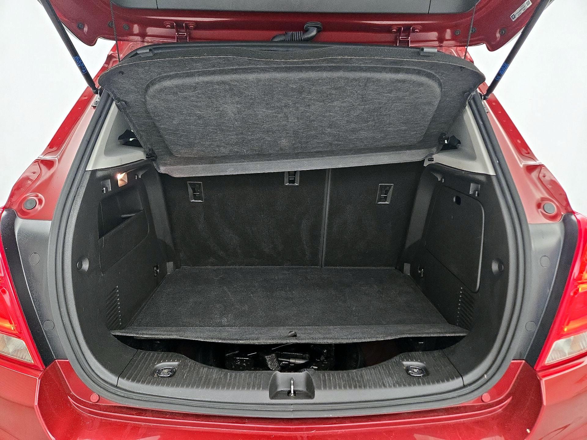 Thumbnail: 2021 Chevrolet Trax - 20