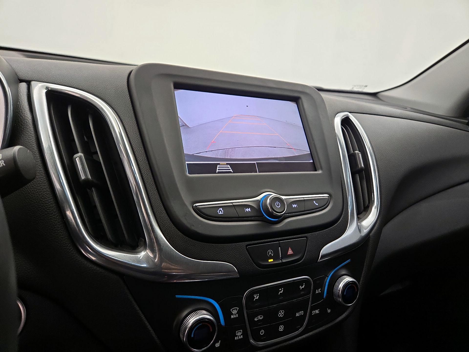 Thumbnail: 2022 Chevrolet Equinox - 14