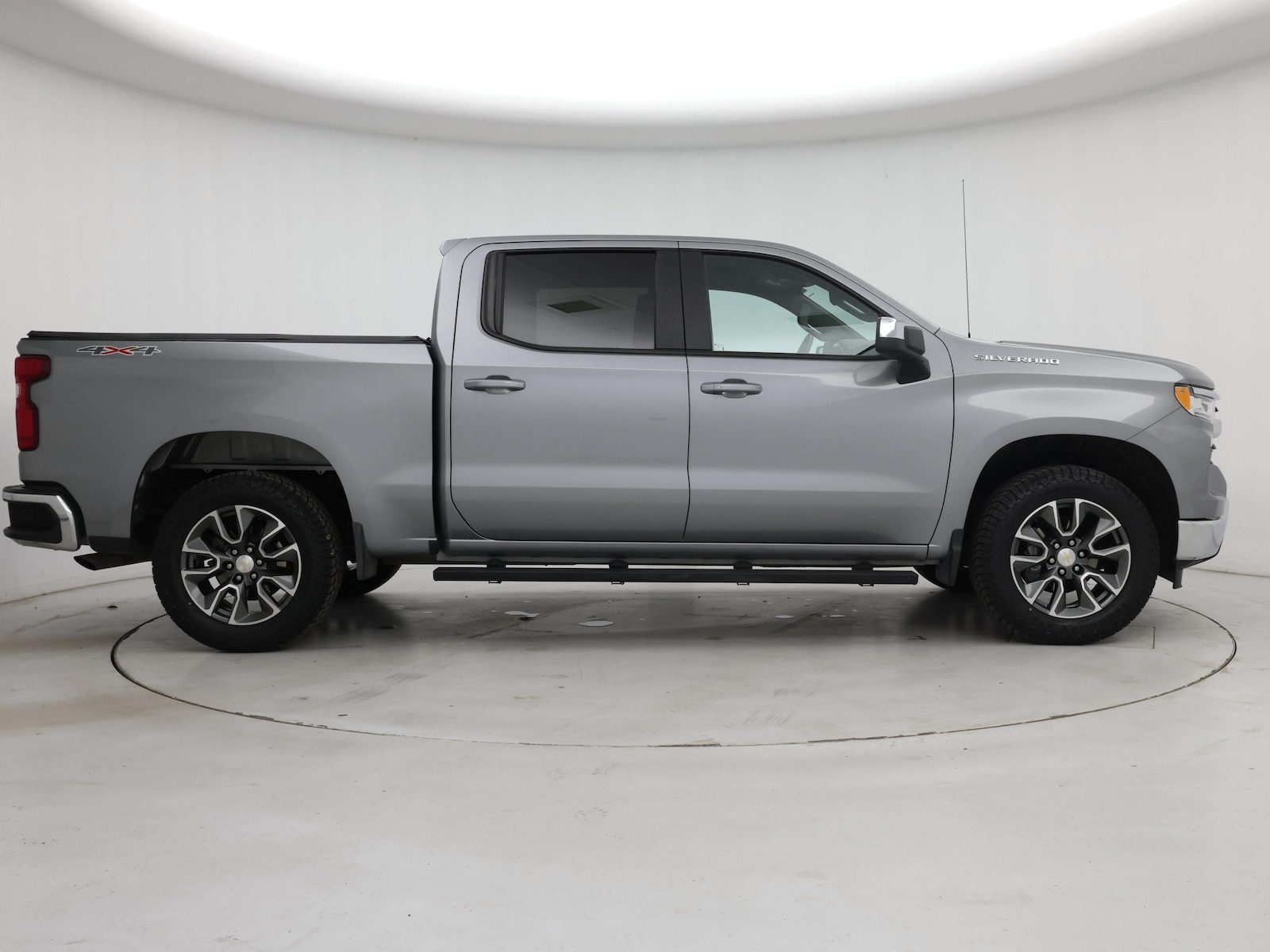 2023 Chevrolet Silverado 1500 LT - Photo 8