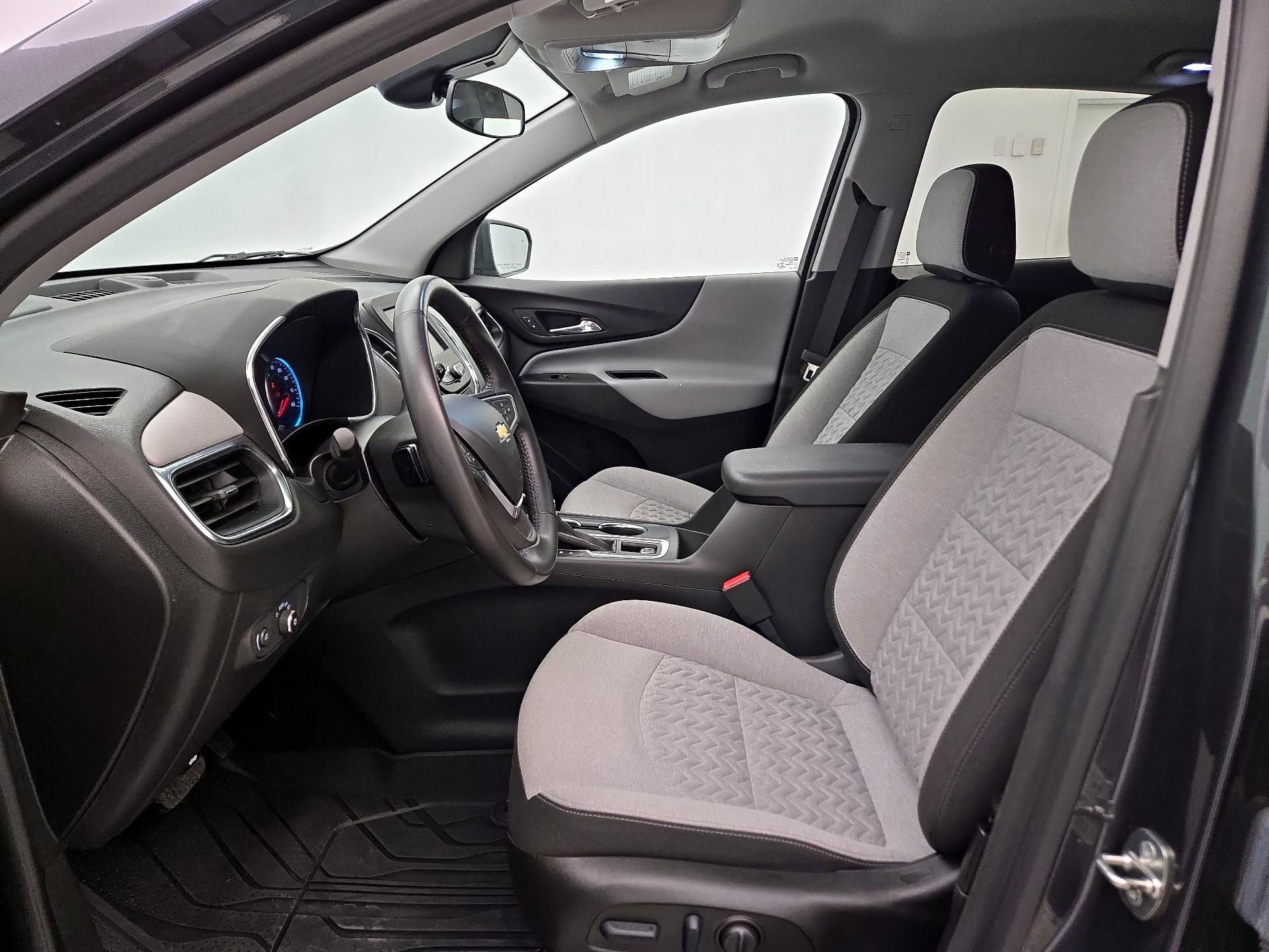 Thumbnail: 2022 Chevrolet Equinox - 11