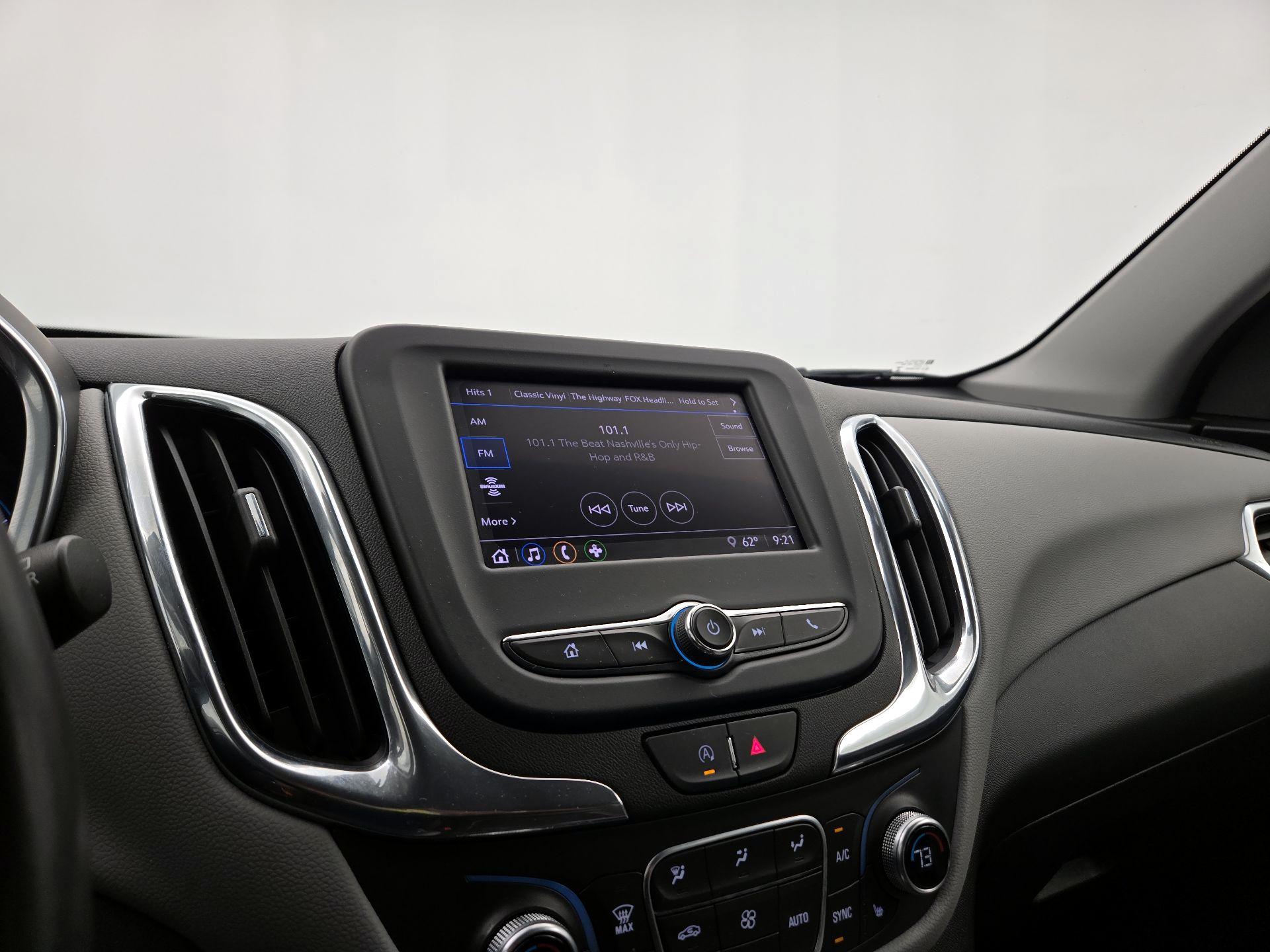 Thumbnail: 2022 Chevrolet Equinox - 15