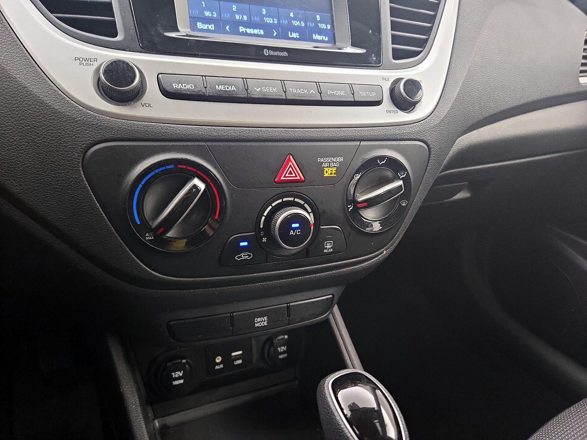 Thumbnail: 2022 Hyundai Accent - 16