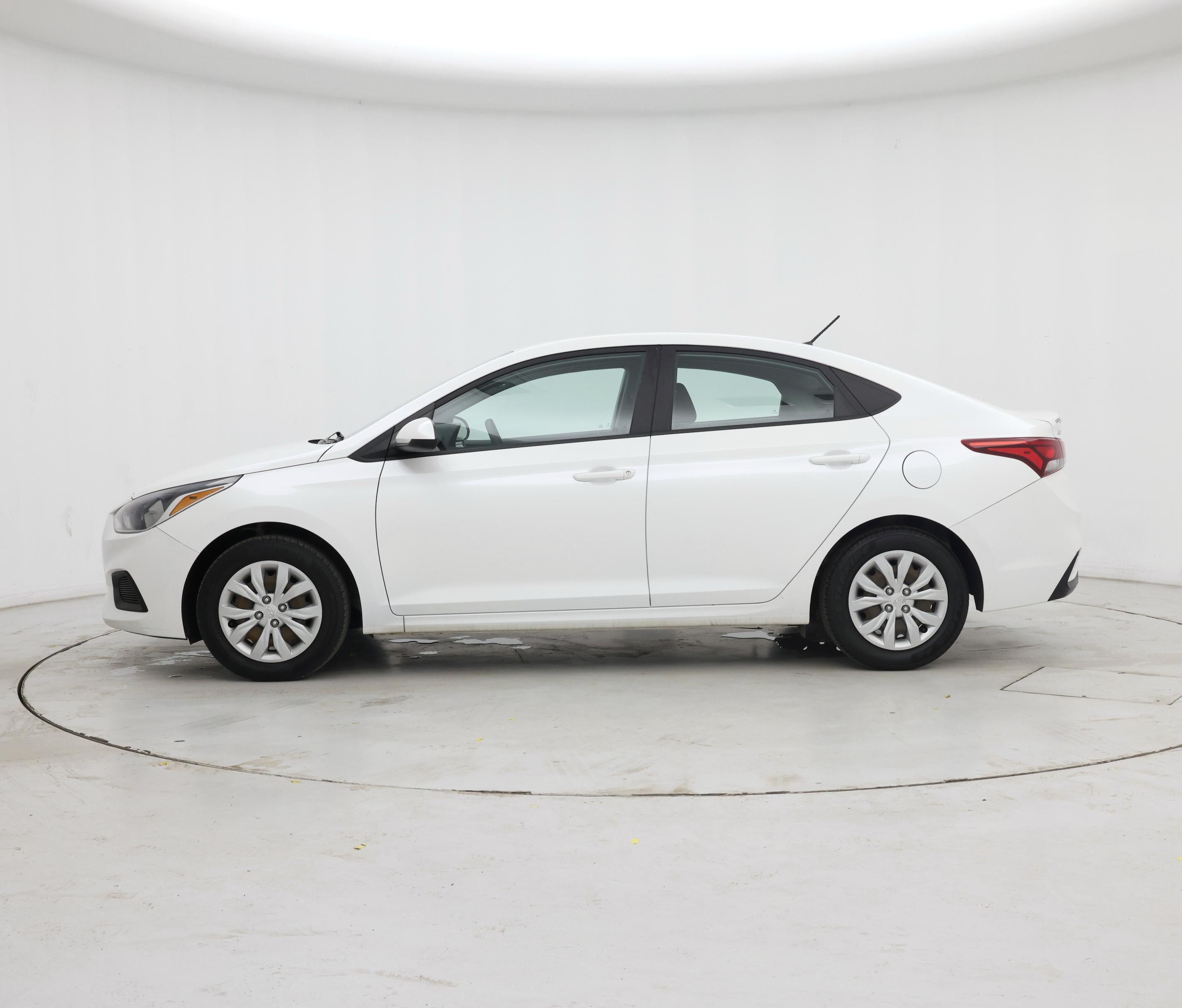 Thumbnail: 2022 Hyundai Accent - 3