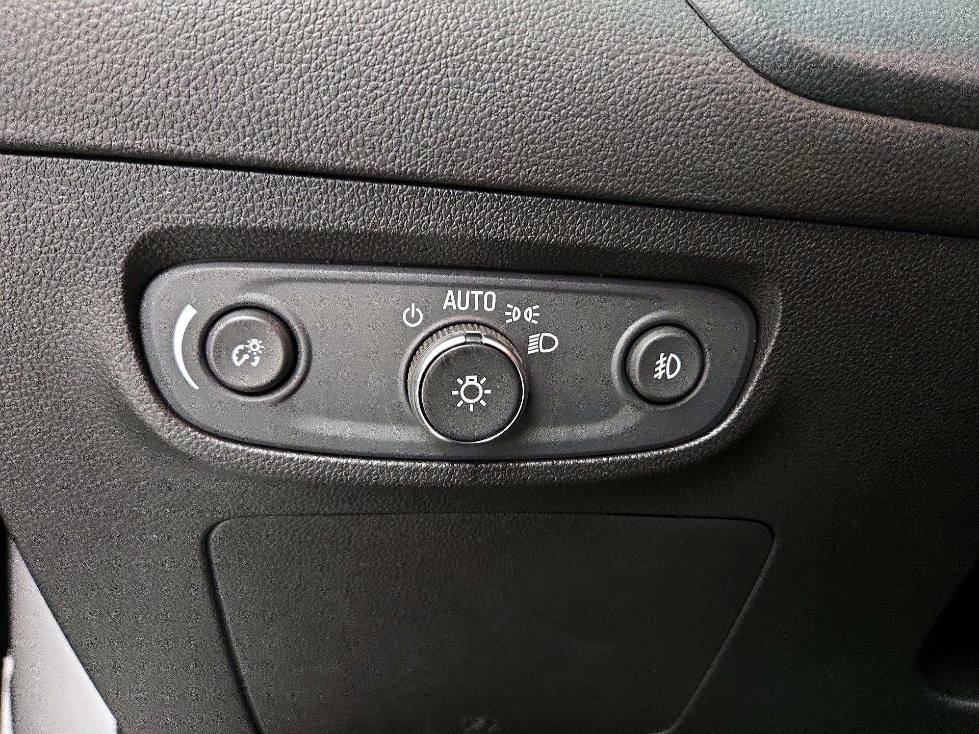 Thumbnail: 2021 Buick Encore GX - 13