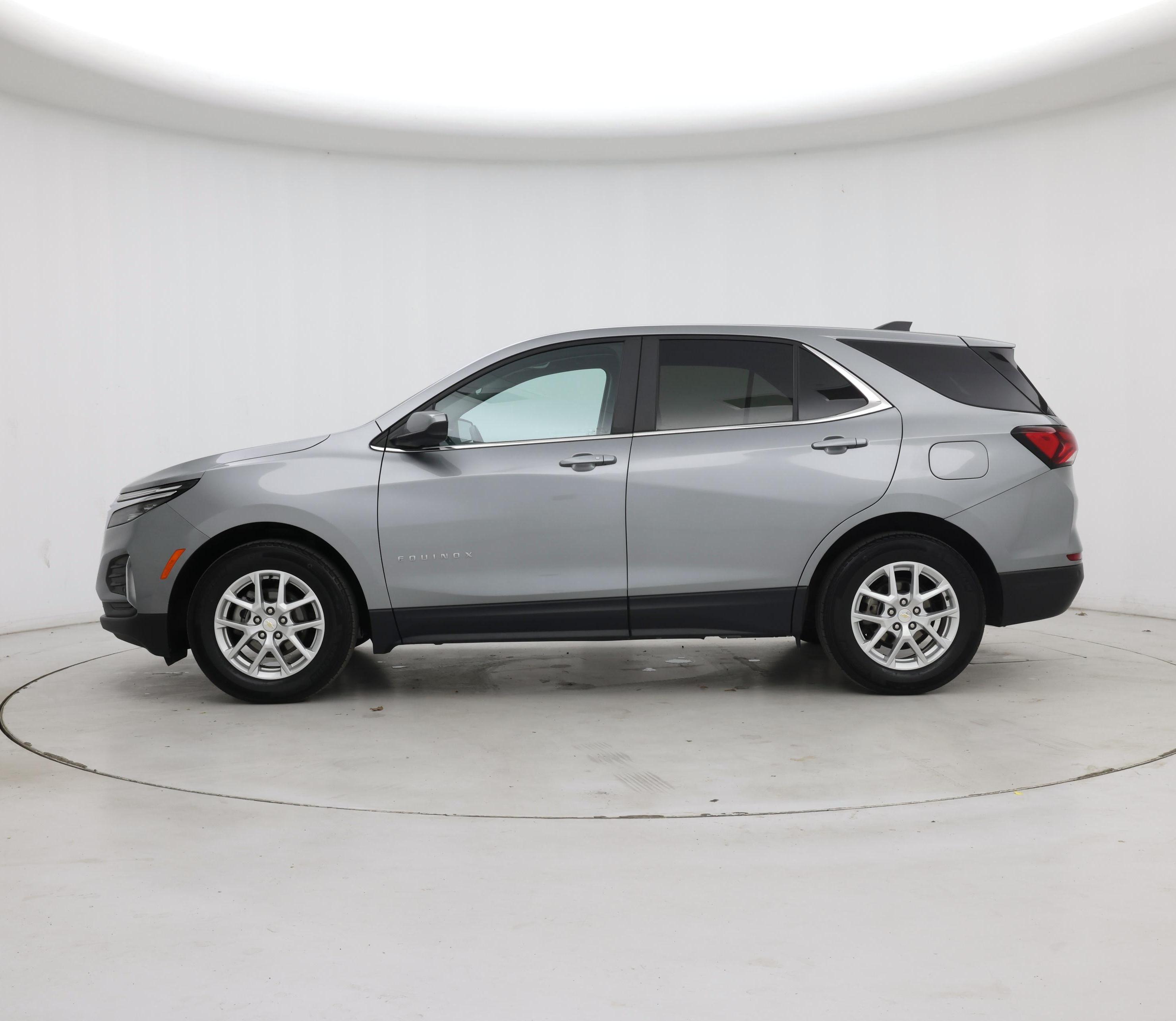 Thumbnail: 2023 Chevrolet Equinox - 3