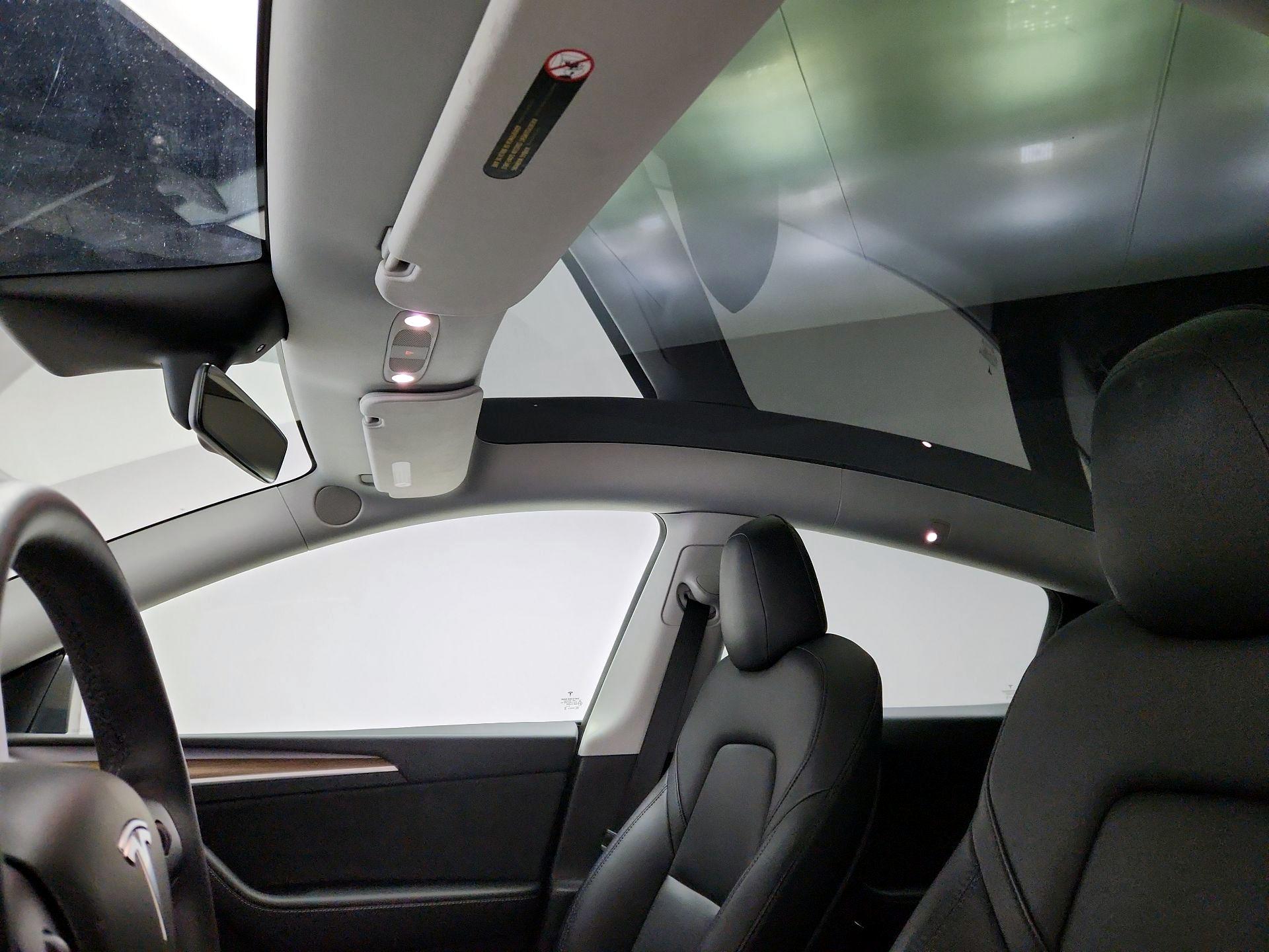 Thumbnail: 2023 Tesla Model Y - 18