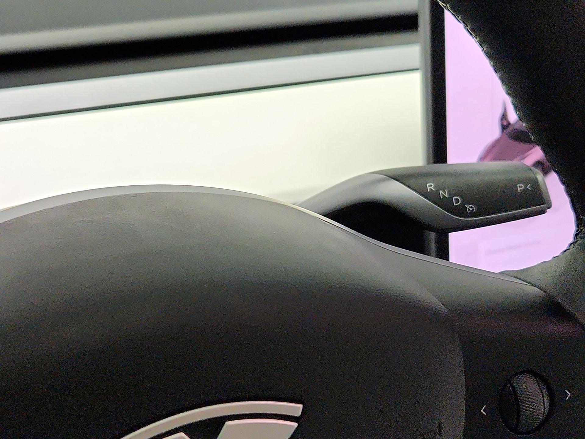 Thumbnail: 2023 Tesla Model 3 - 17