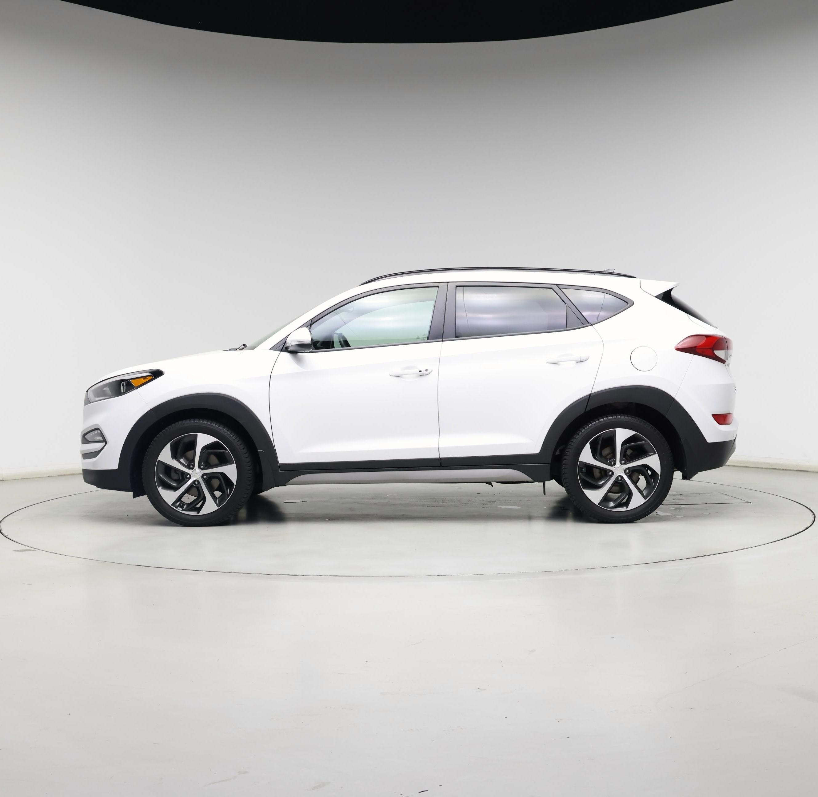 Thumbnail: 2018 Hyundai Tucson - 3