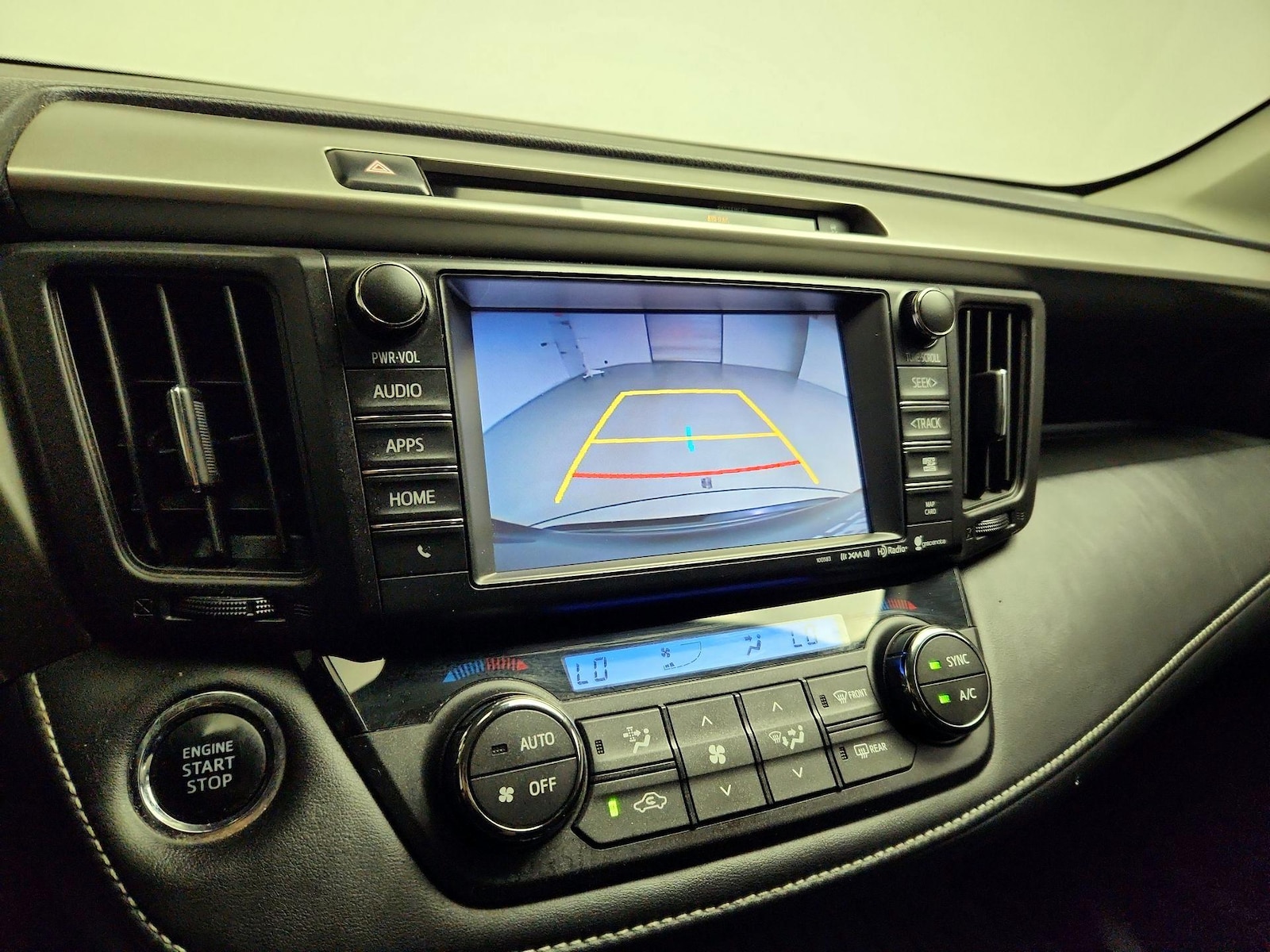 2016 Toyota RAV4 XLE - Photo 15
