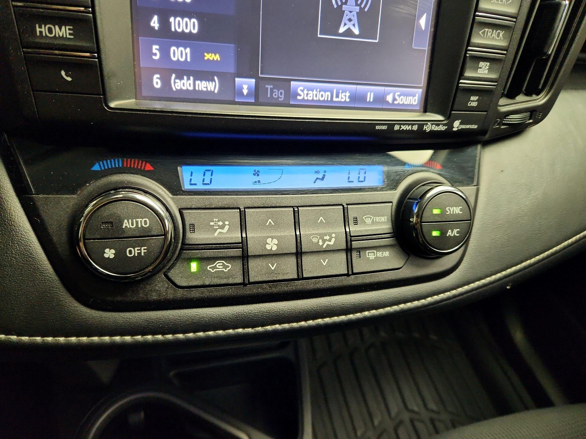 Thumbnail: 2016 Toyota RAV4 - 16