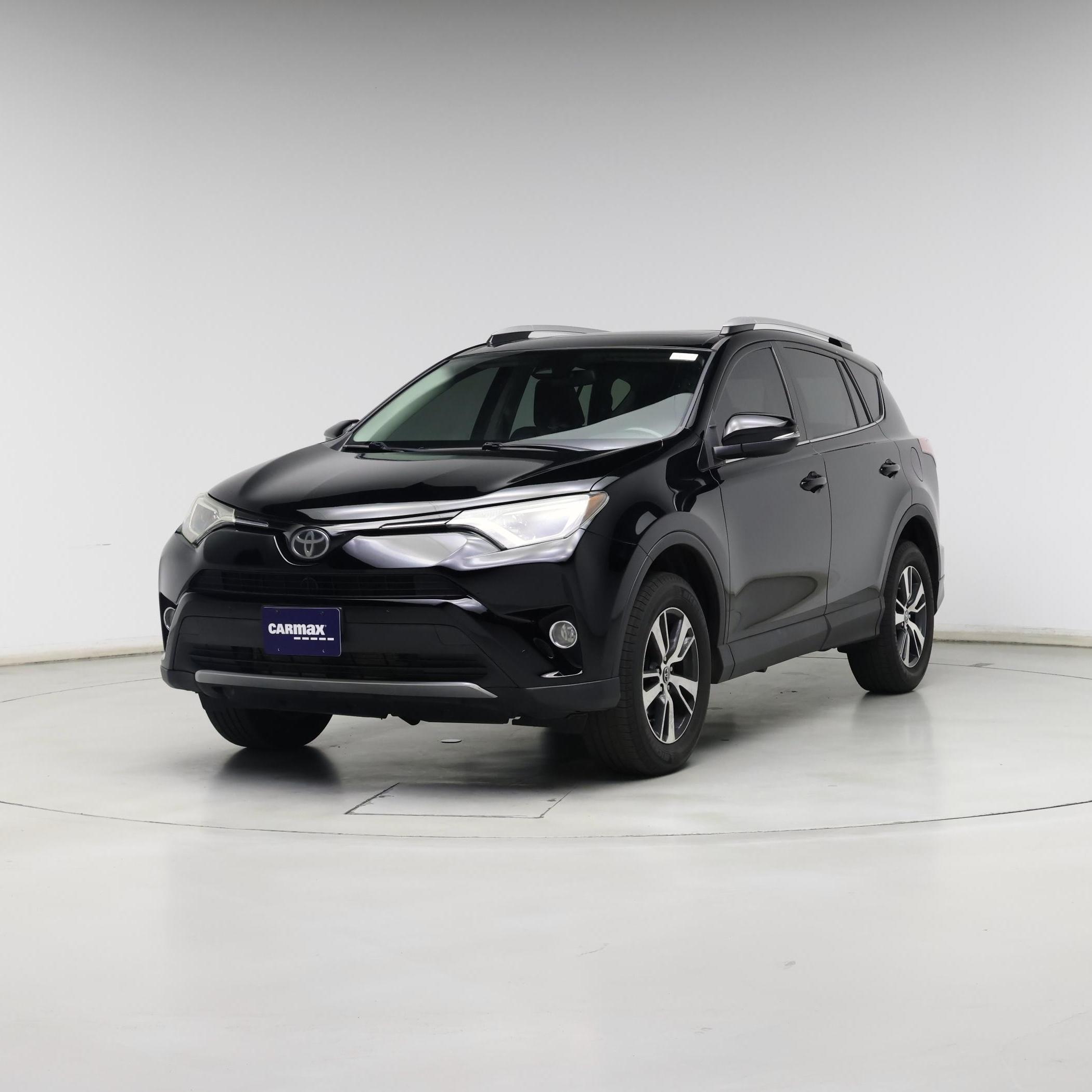 Thumbnail: 2016 Toyota RAV4 - 4