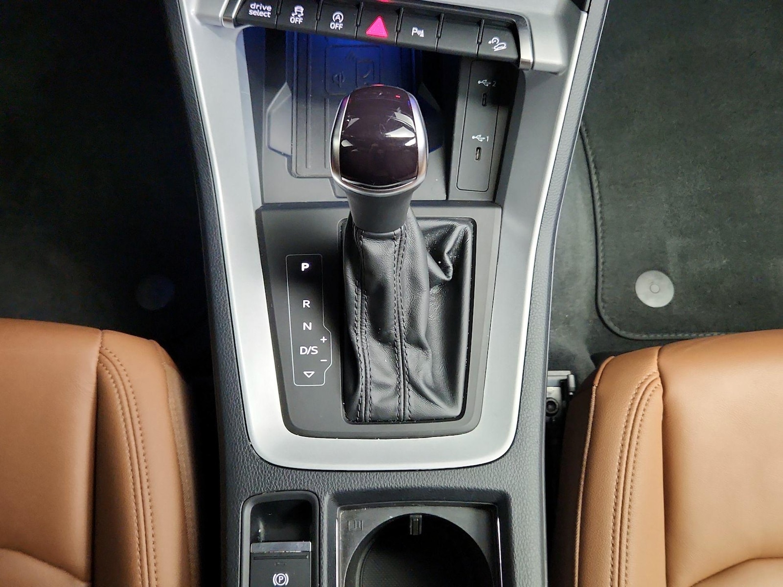 2024 Audi Q3 S Line Premium Plus - Photo 18