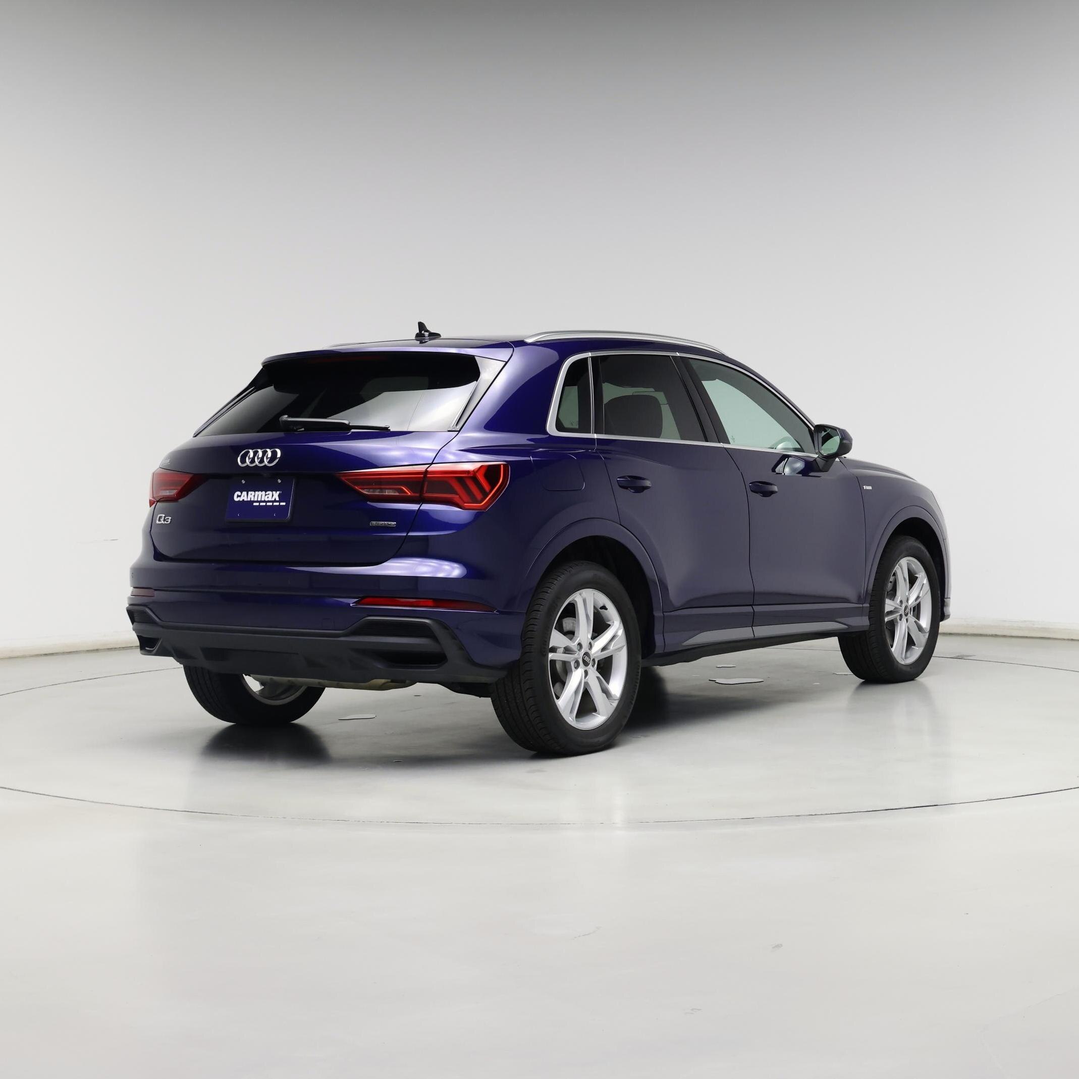 Thumbnail: 2024 Audi Q3 - 8