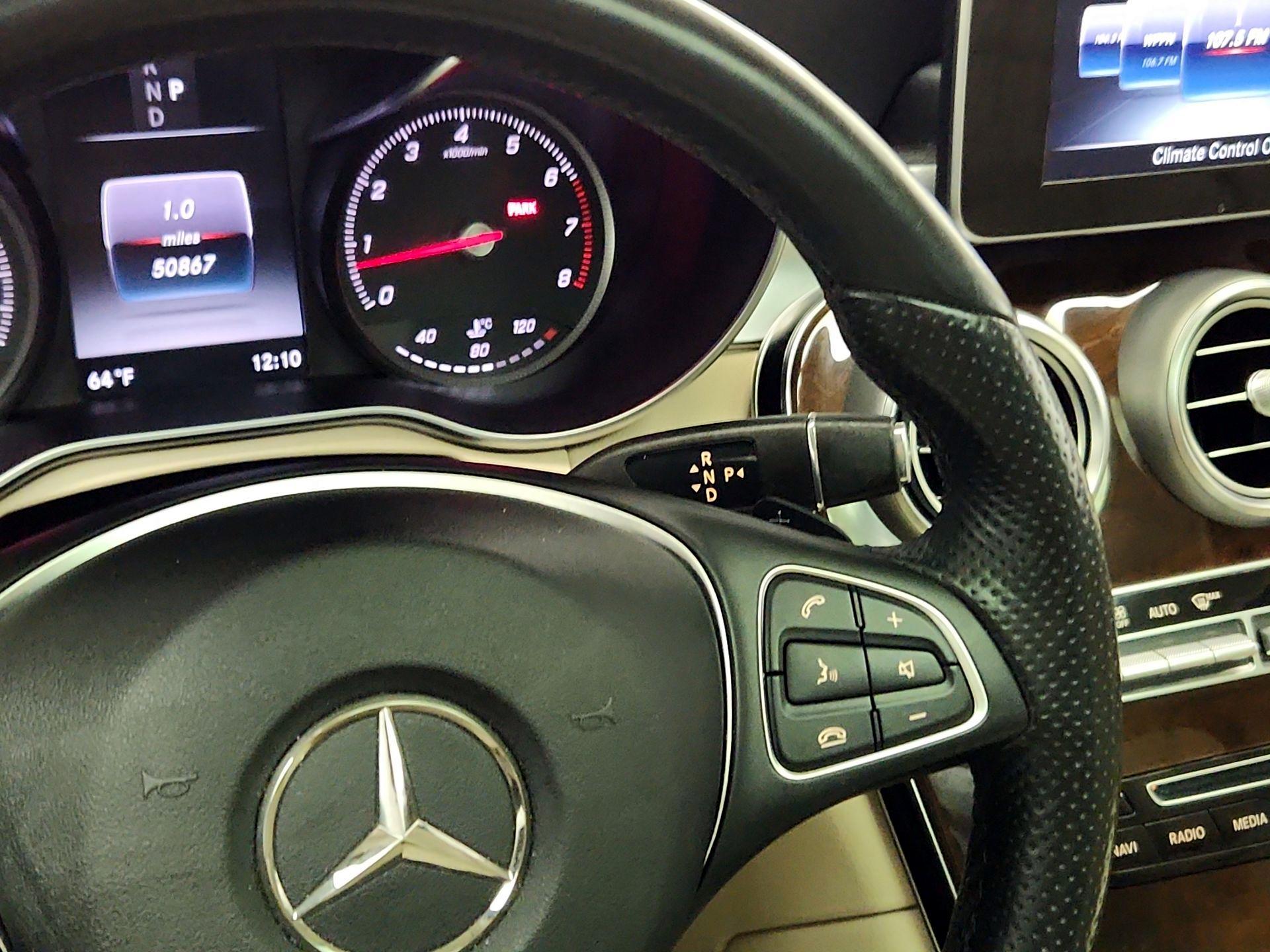 Thumbnail: 2016 Mercedes-Benz GLC - 17