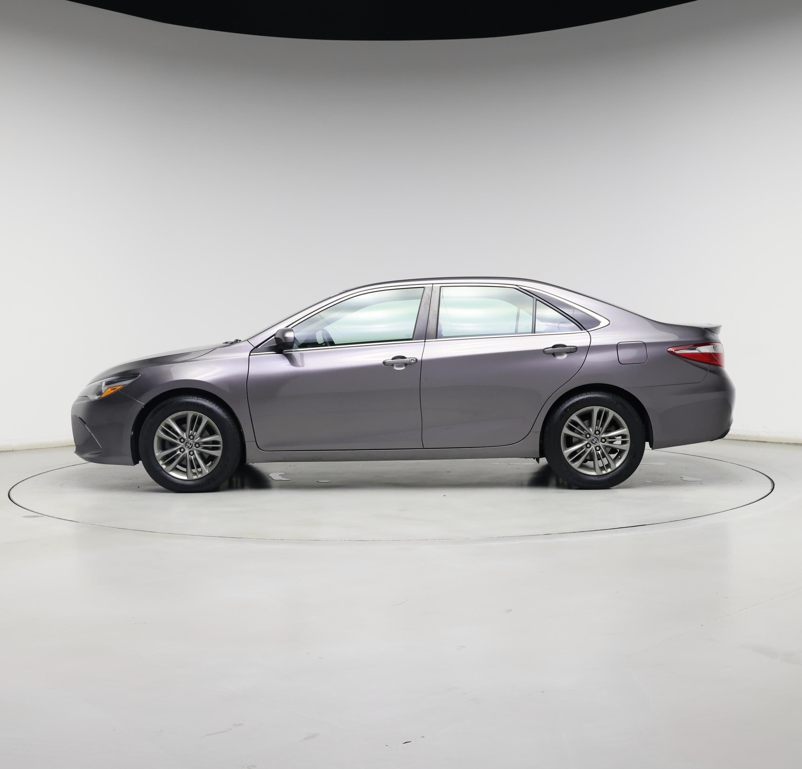 Thumbnail: 2015 Toyota Camry - 3