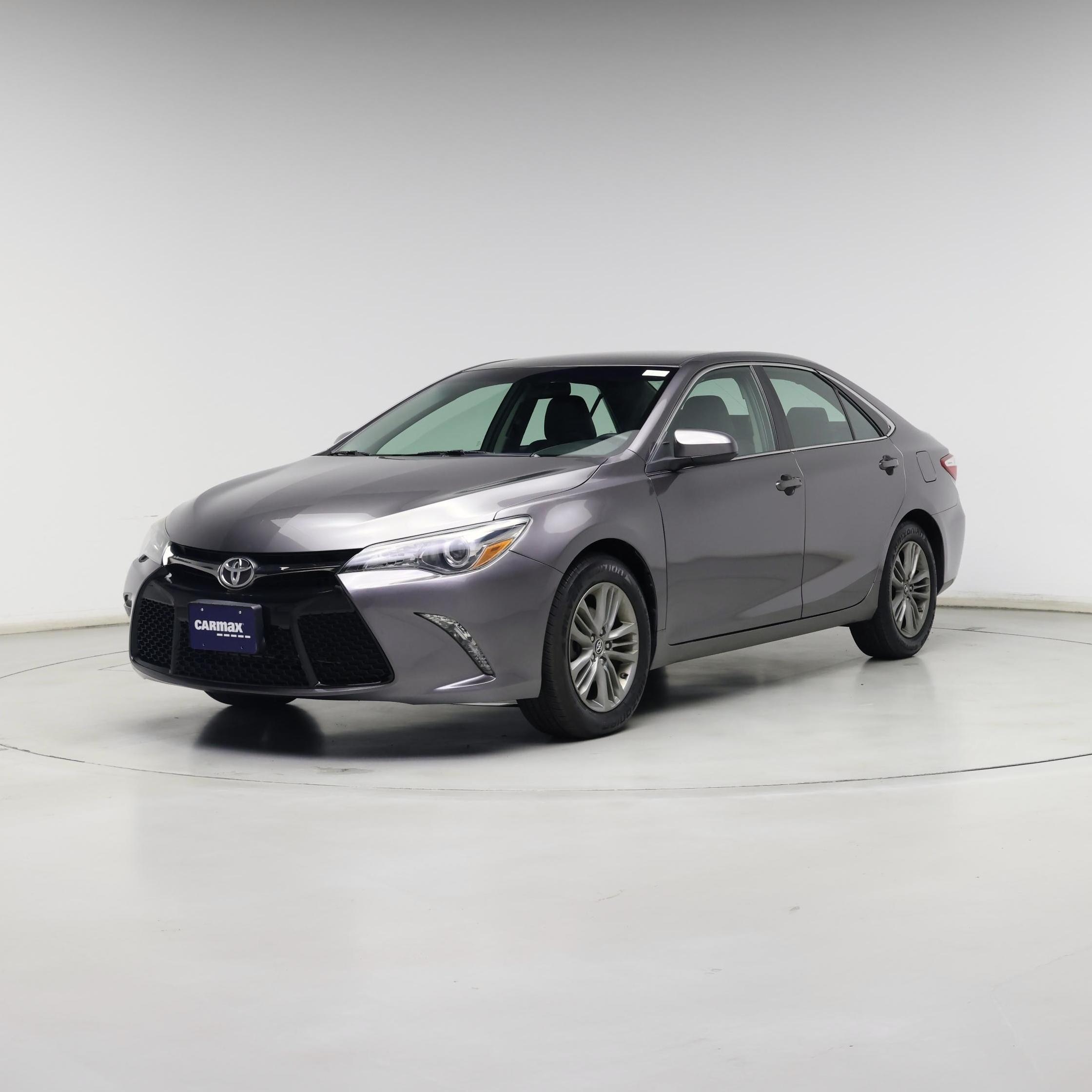 Thumbnail: 2015 Toyota Camry - 4