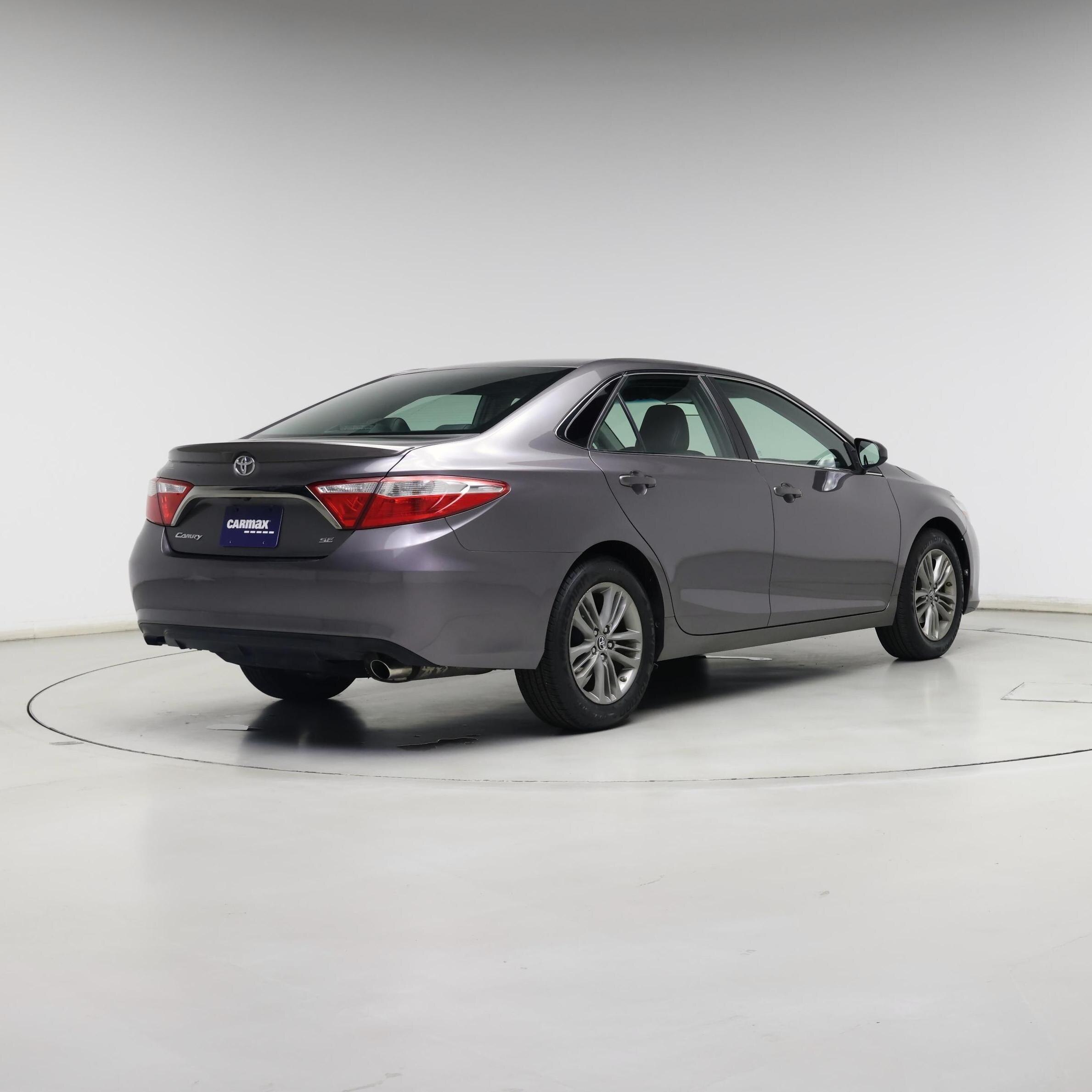 Thumbnail: 2015 Toyota Camry - 8