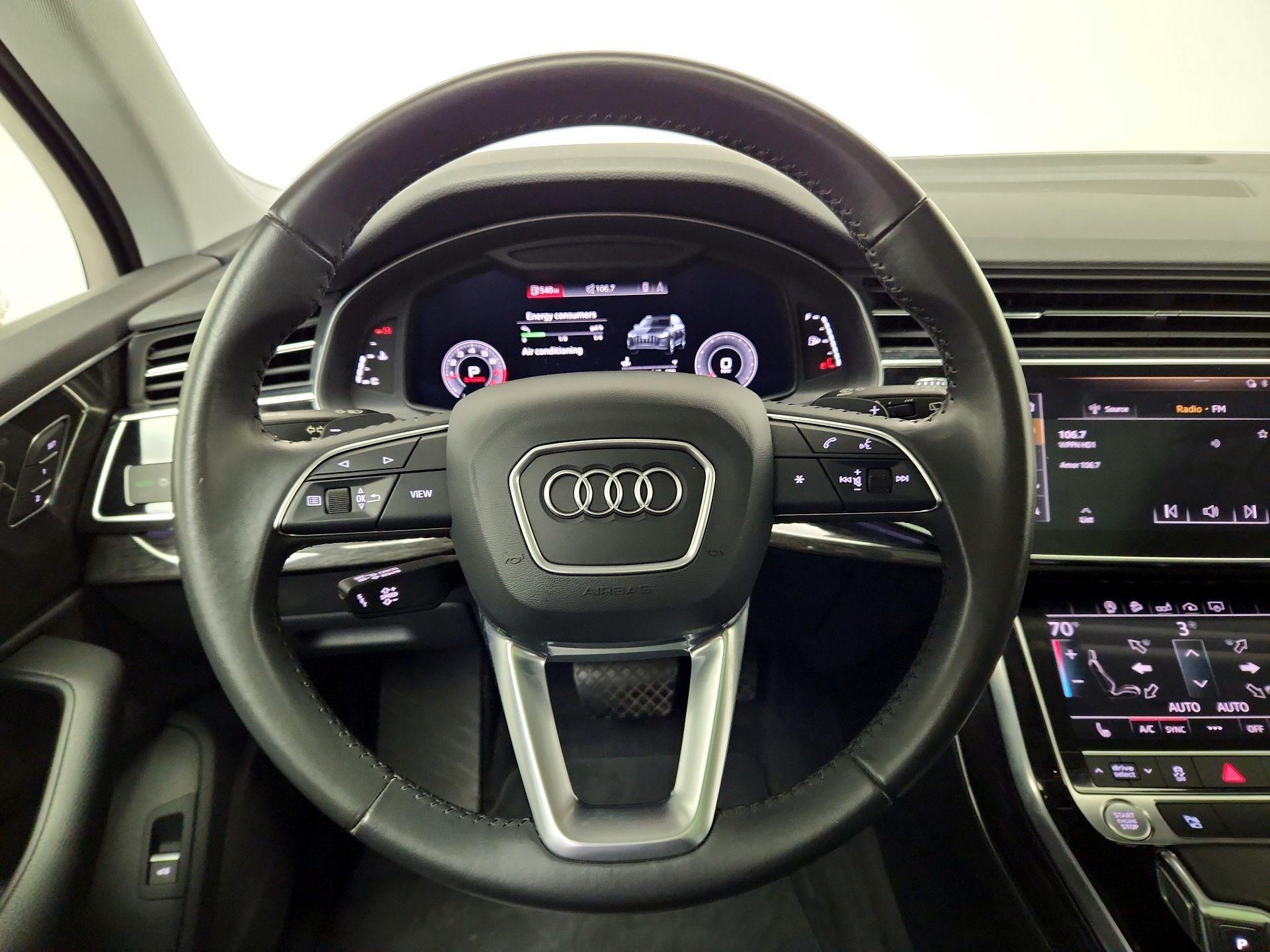 Thumbnail: 2020 Audi Q7 - 10