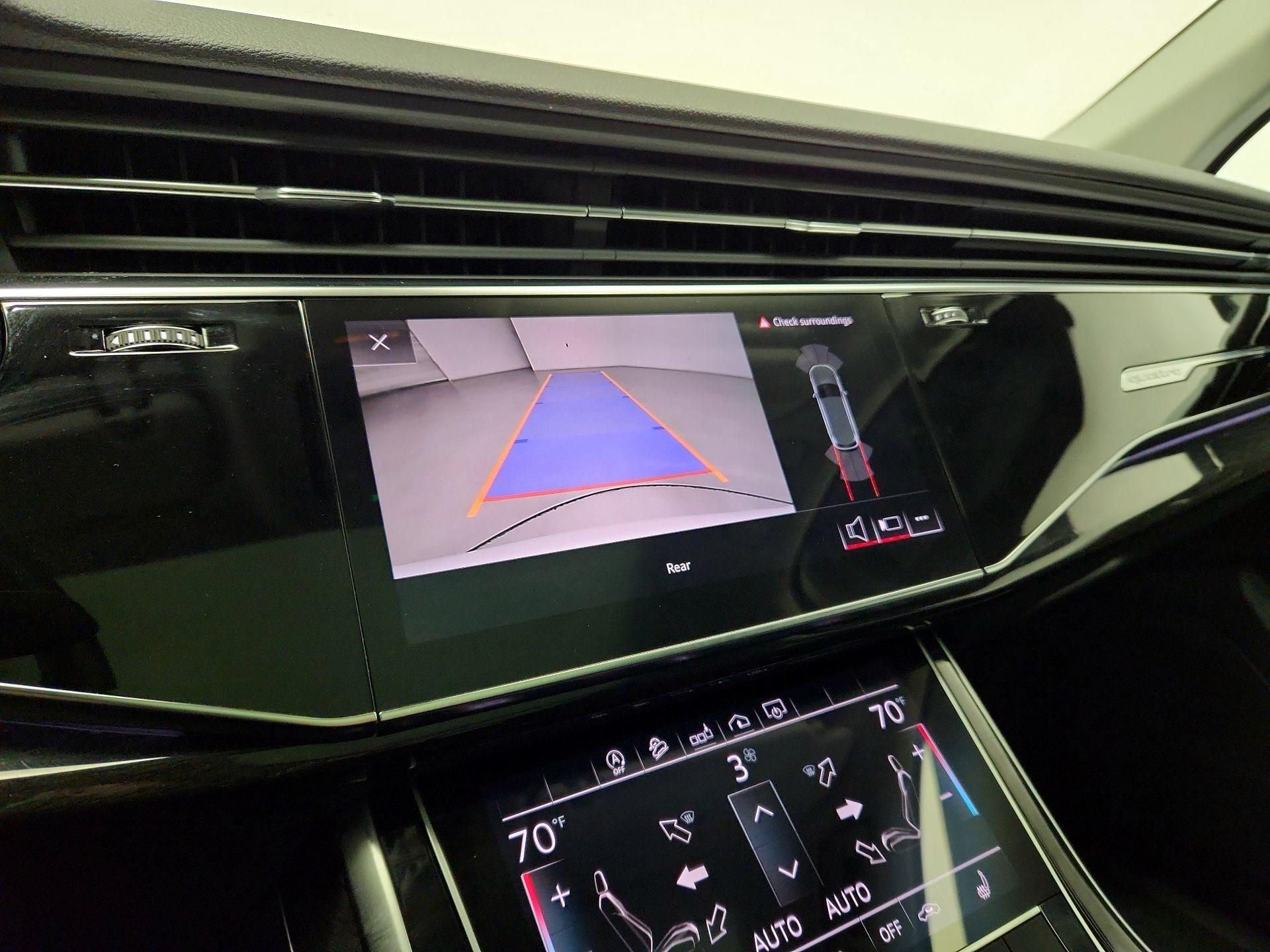 Thumbnail: 2020 Audi Q7 - 15
