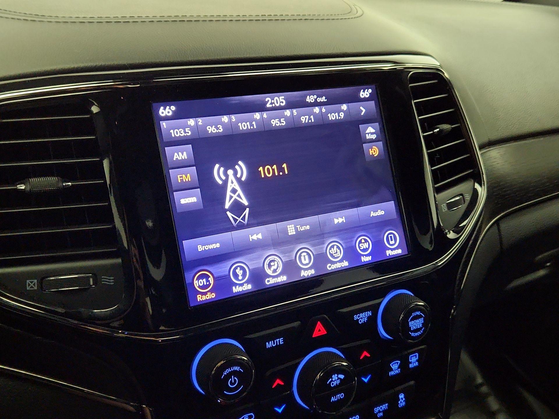 Thumbnail: 2019 Jeep Grand Cherokee - 16