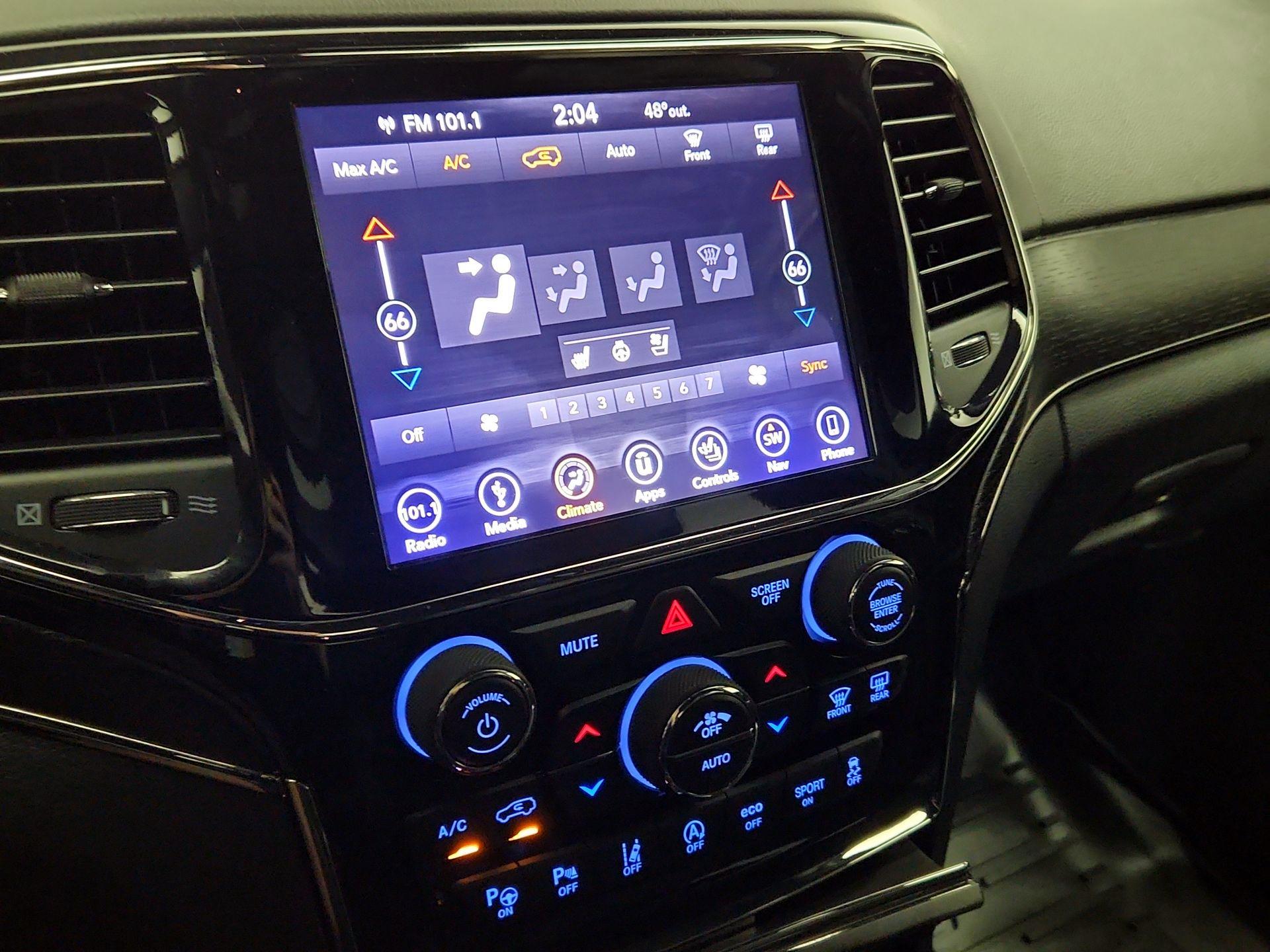 Thumbnail: 2019 Jeep Grand Cherokee - 17