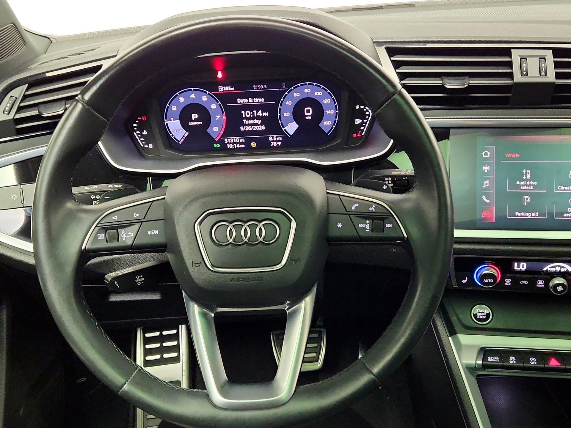 Thumbnail: 2021 Audi Q3 - 10