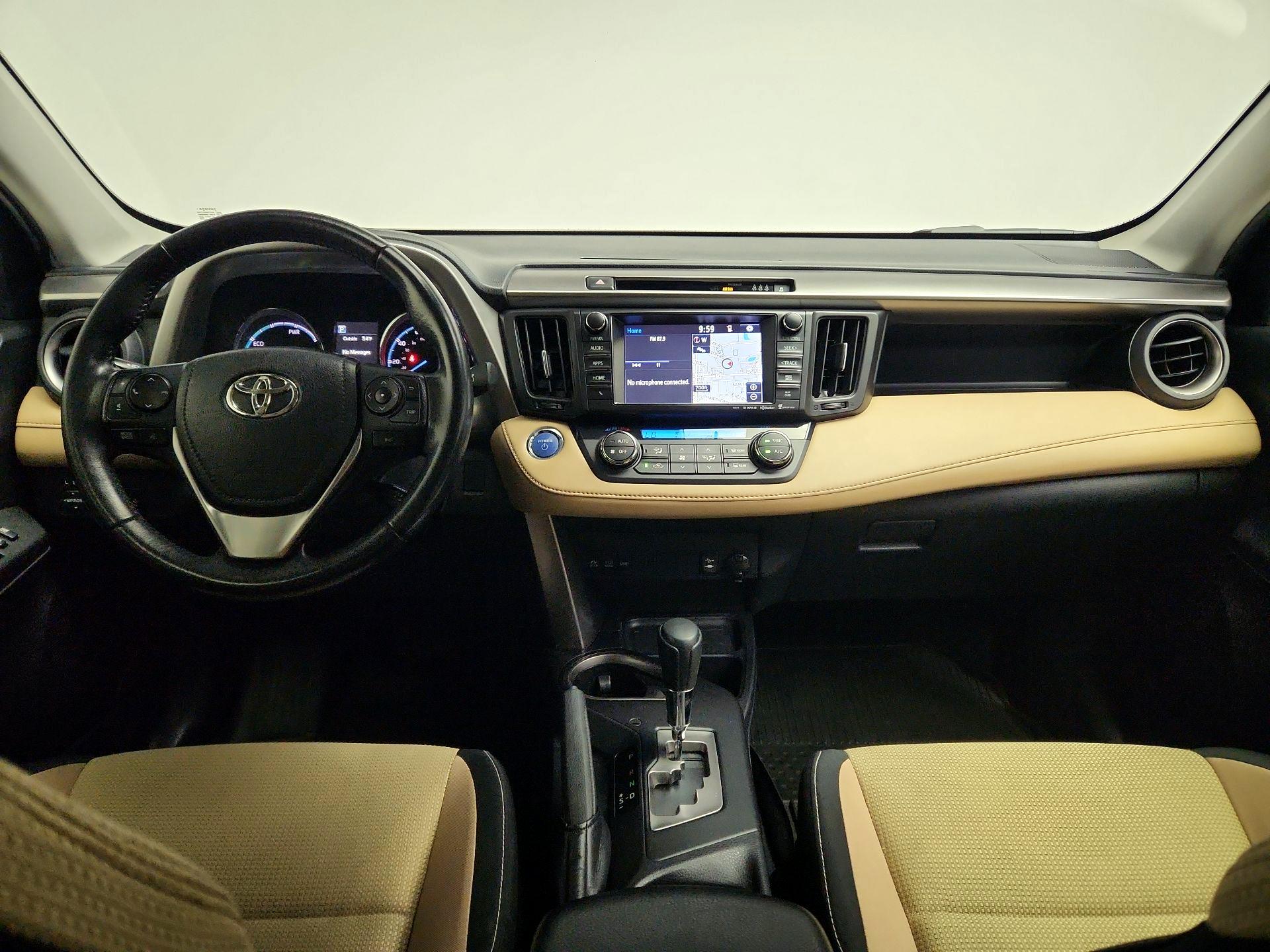 Thumbnail: 2017 Toyota RAV4 - 9