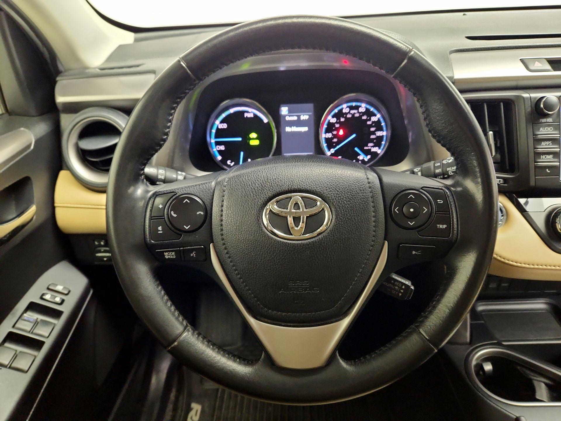 Thumbnail: 2017 Toyota RAV4 - 10