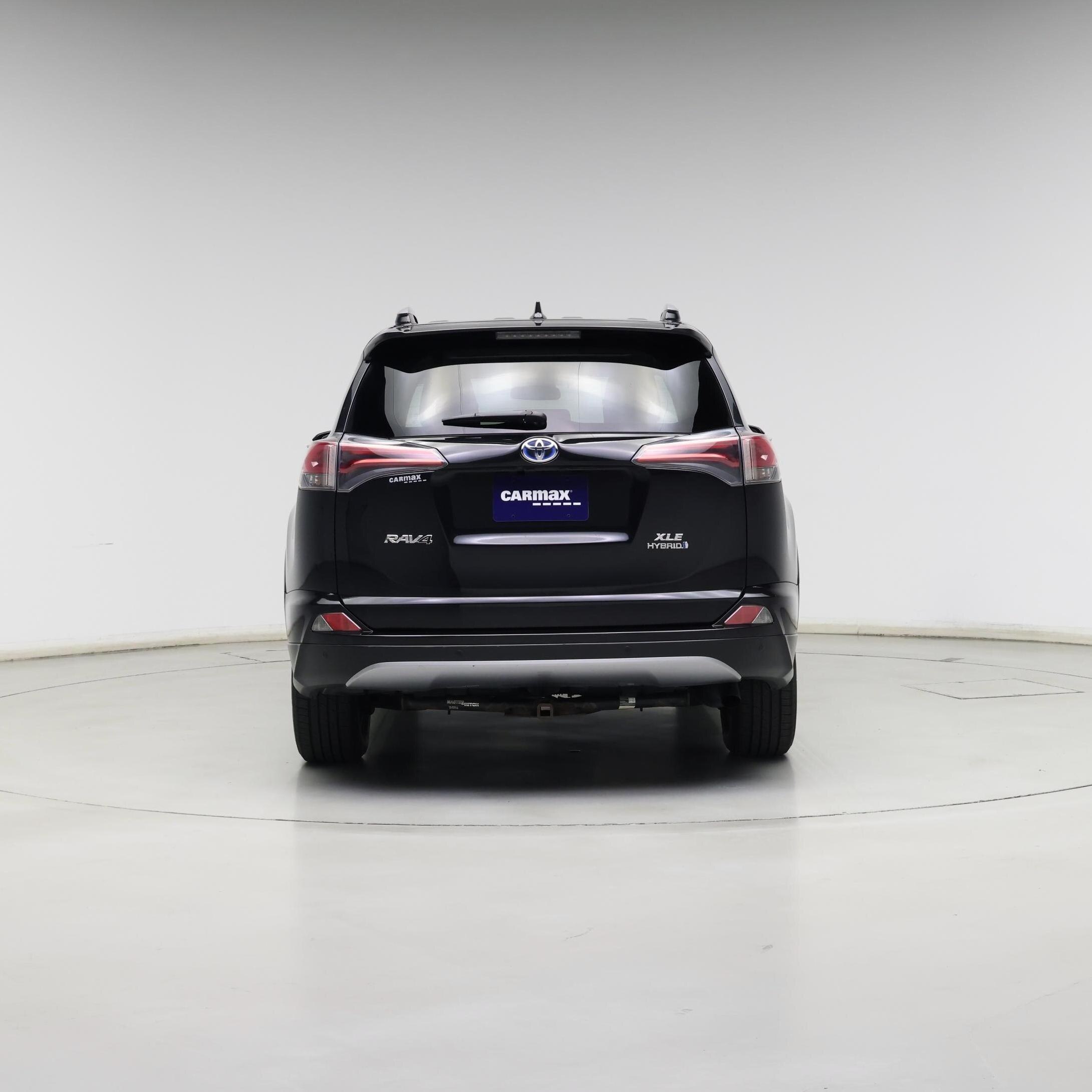 Thumbnail: 2017 Toyota RAV4 - 6
