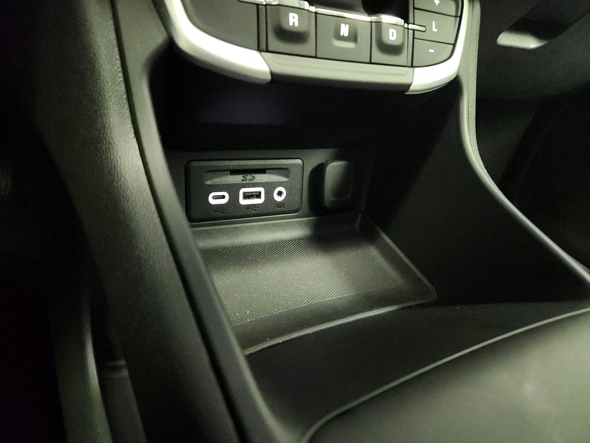 Thumbnail: 2022 GMC Terrain - 18