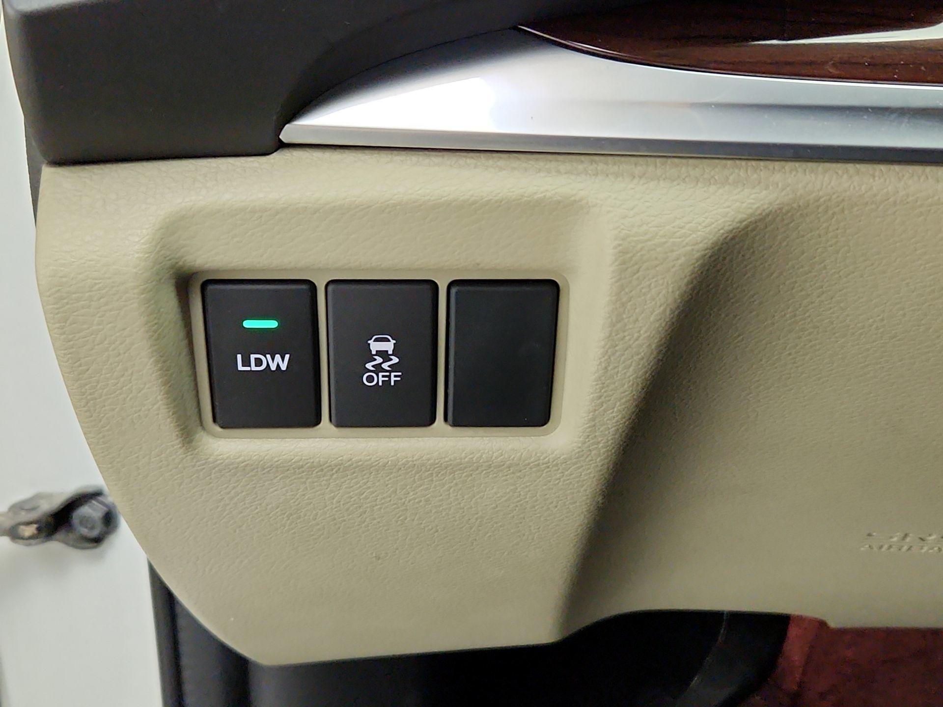 Thumbnail: 2014 Acura MDX - 13