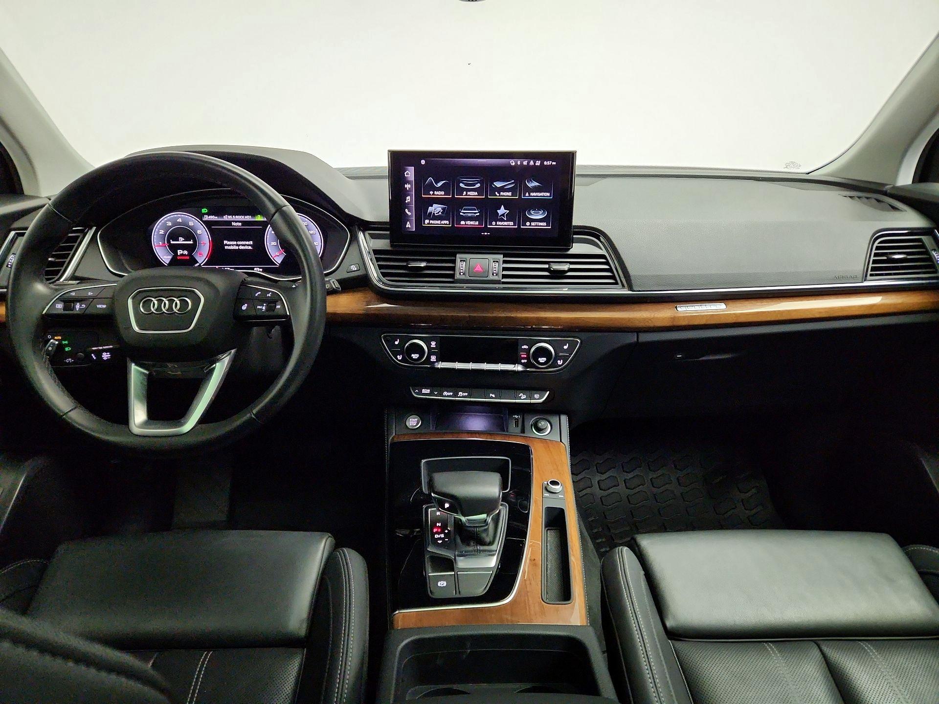 Thumbnail: 2022 Audi Q5 - 9
