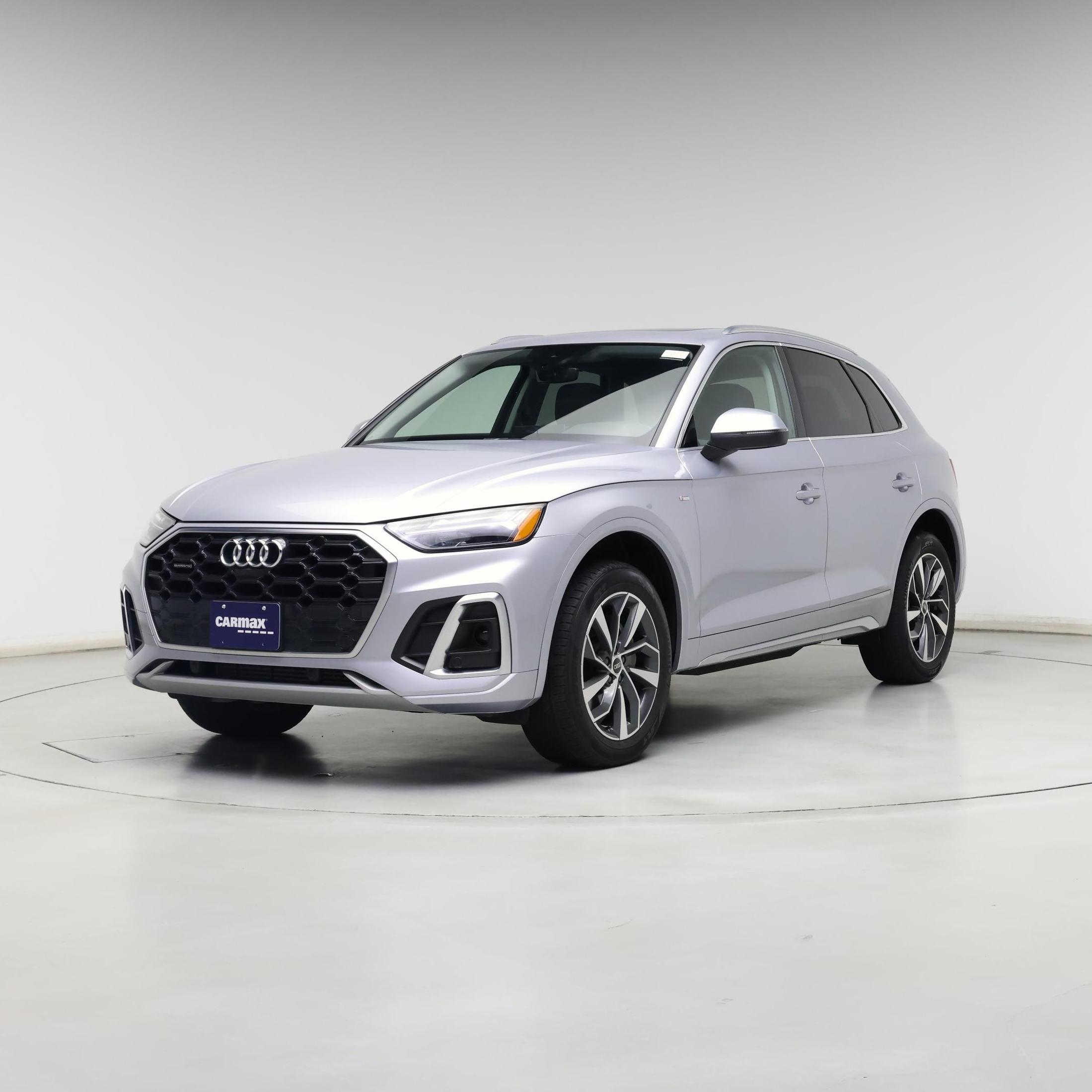 Thumbnail: 2022 Audi Q5 - 4